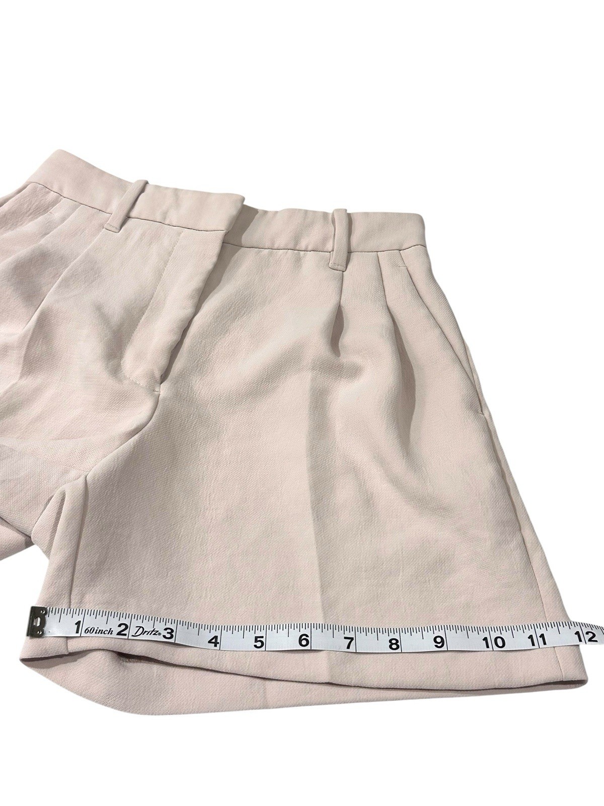 Aritiza Wilfred Effortless Trouser Shorts Pleated High-rise Crepe Cream size 2