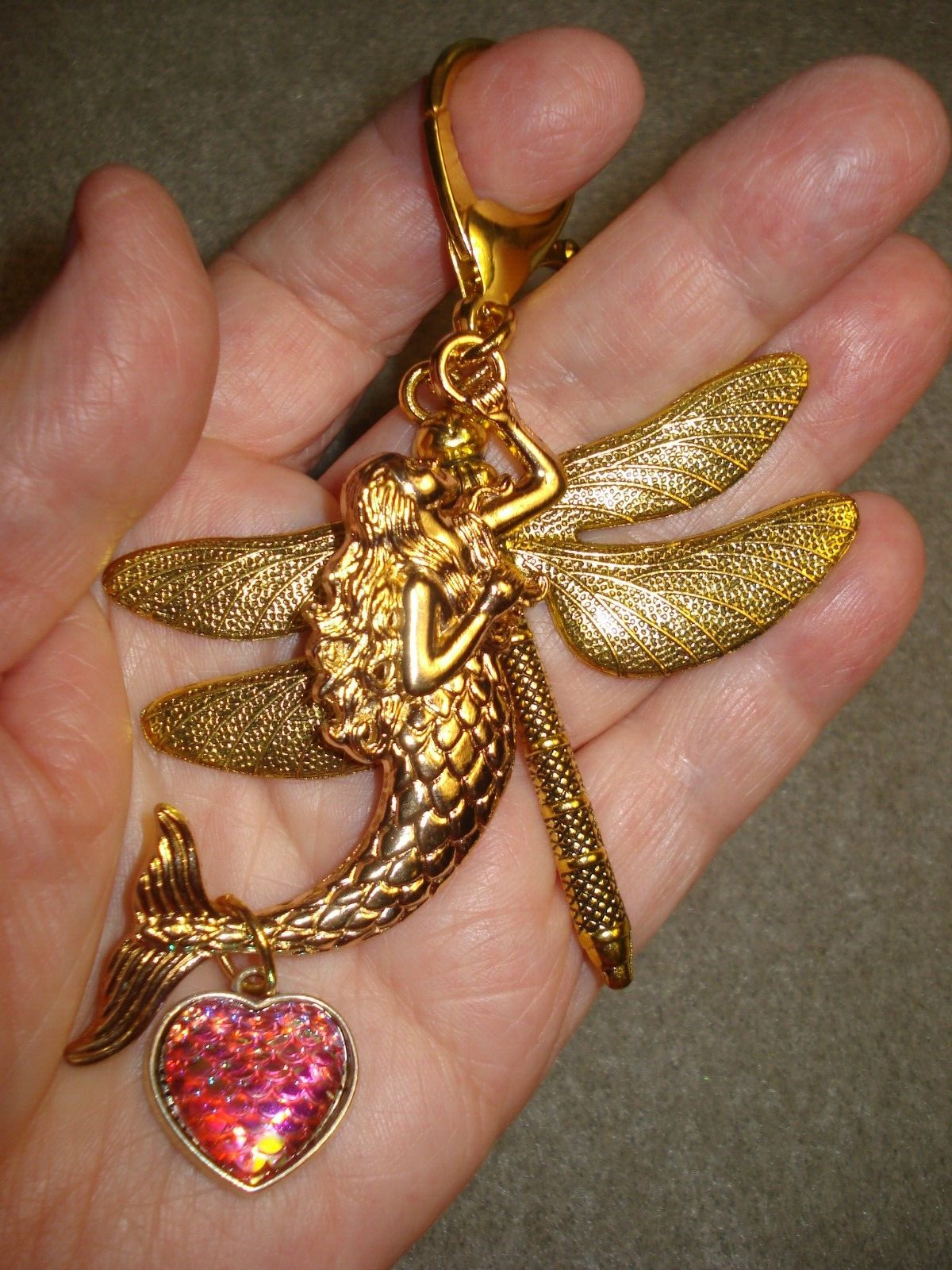 4 3/4″ Drop Gold Dragonfly, Mermaid and Iridescent Heart Beach Bag Purse Glitz