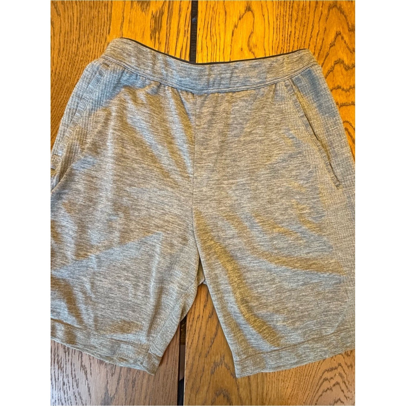 Uniqlo’s DRY-EX or Ultra Stretch Active Light Gray active shorts men’s XS