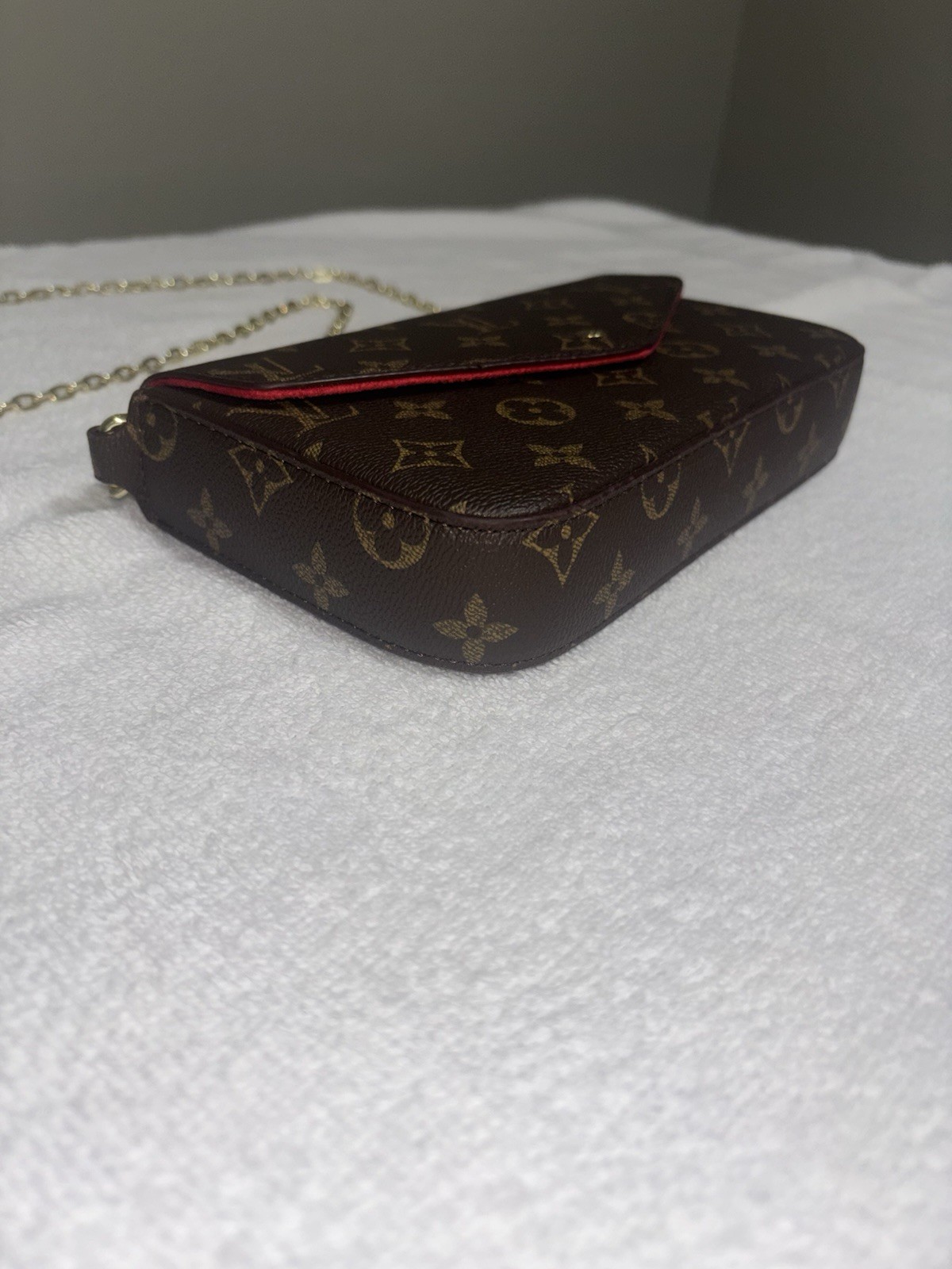 Louis Vuitton Felicie Pochette Chain Shoulder Bag Pre Owned Excellent Condition