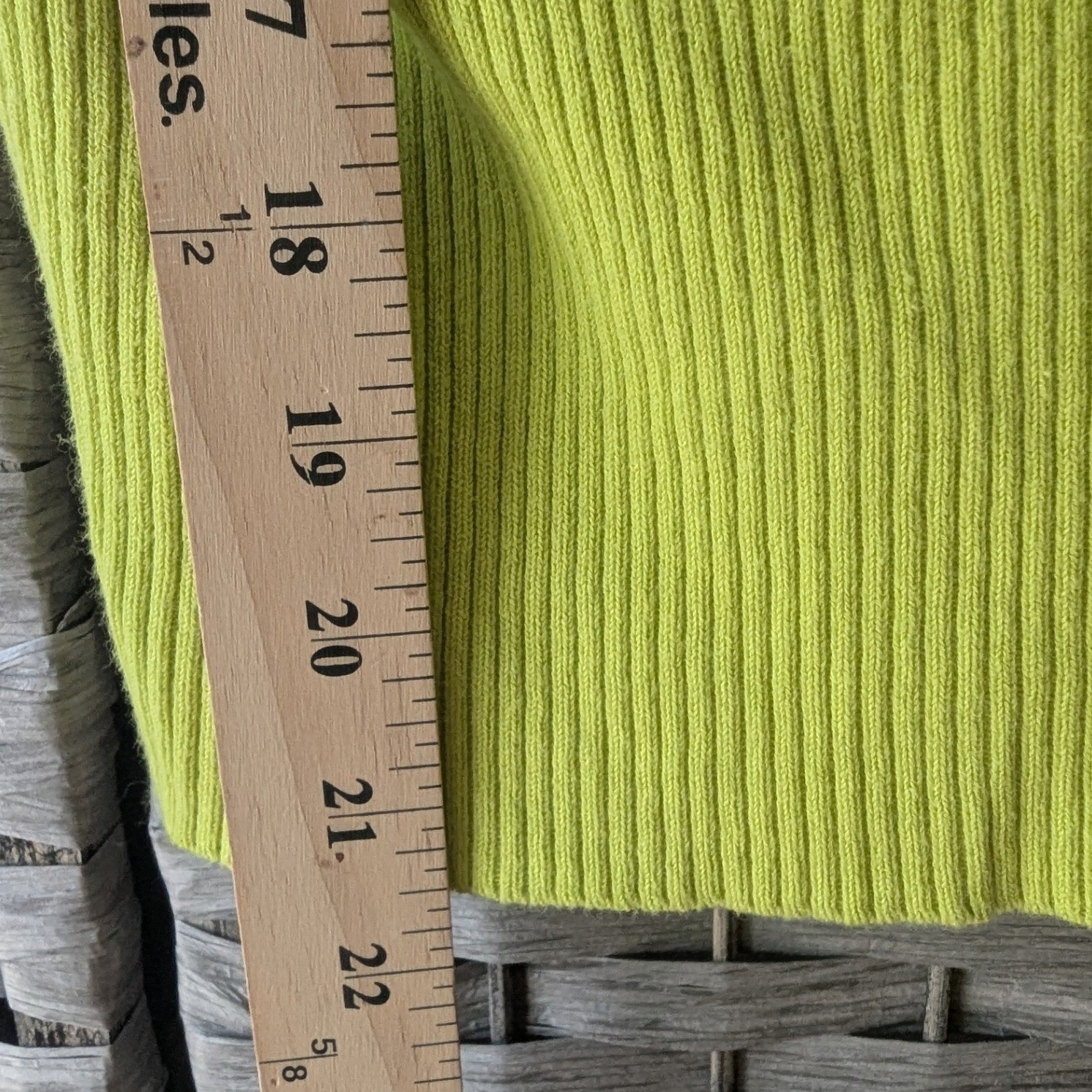 Short Sleeve Sweater Lime Green Beaded Applique Split Neck XL Boho Retro Bright