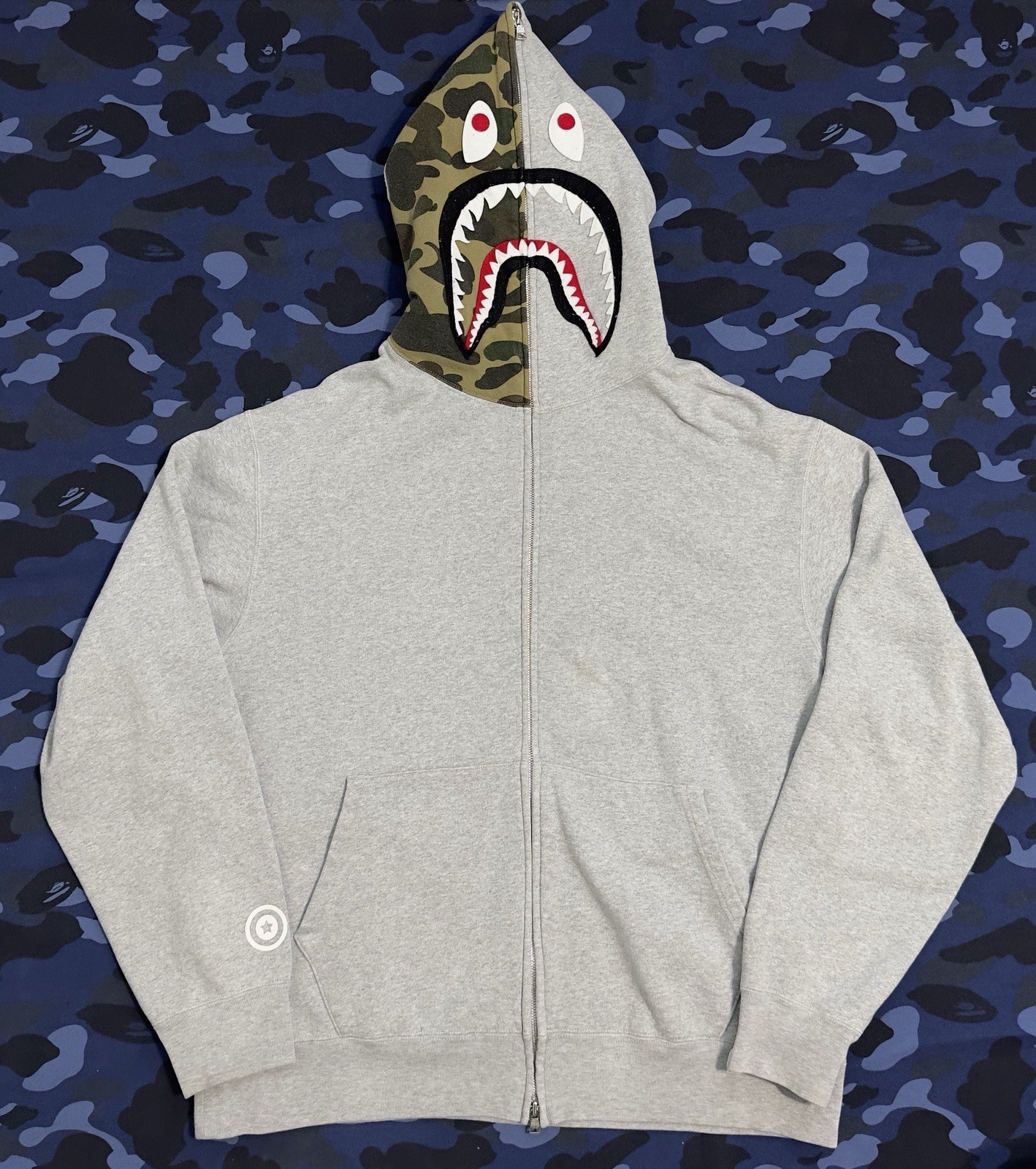 OG 2006 Nigo A Bathing Ape BAPE Grey Shark Hoodie 1st Camo Green Size Large RARE