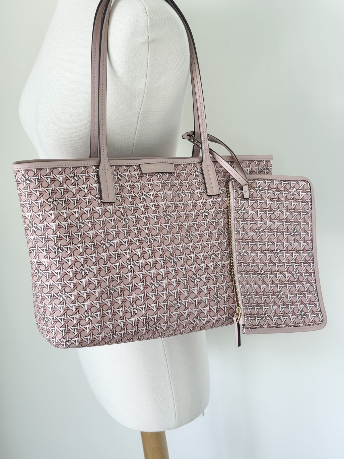 Tory Burch T Monogram Tote Pink Beige Zip Closure & Pouch Gold Hardware