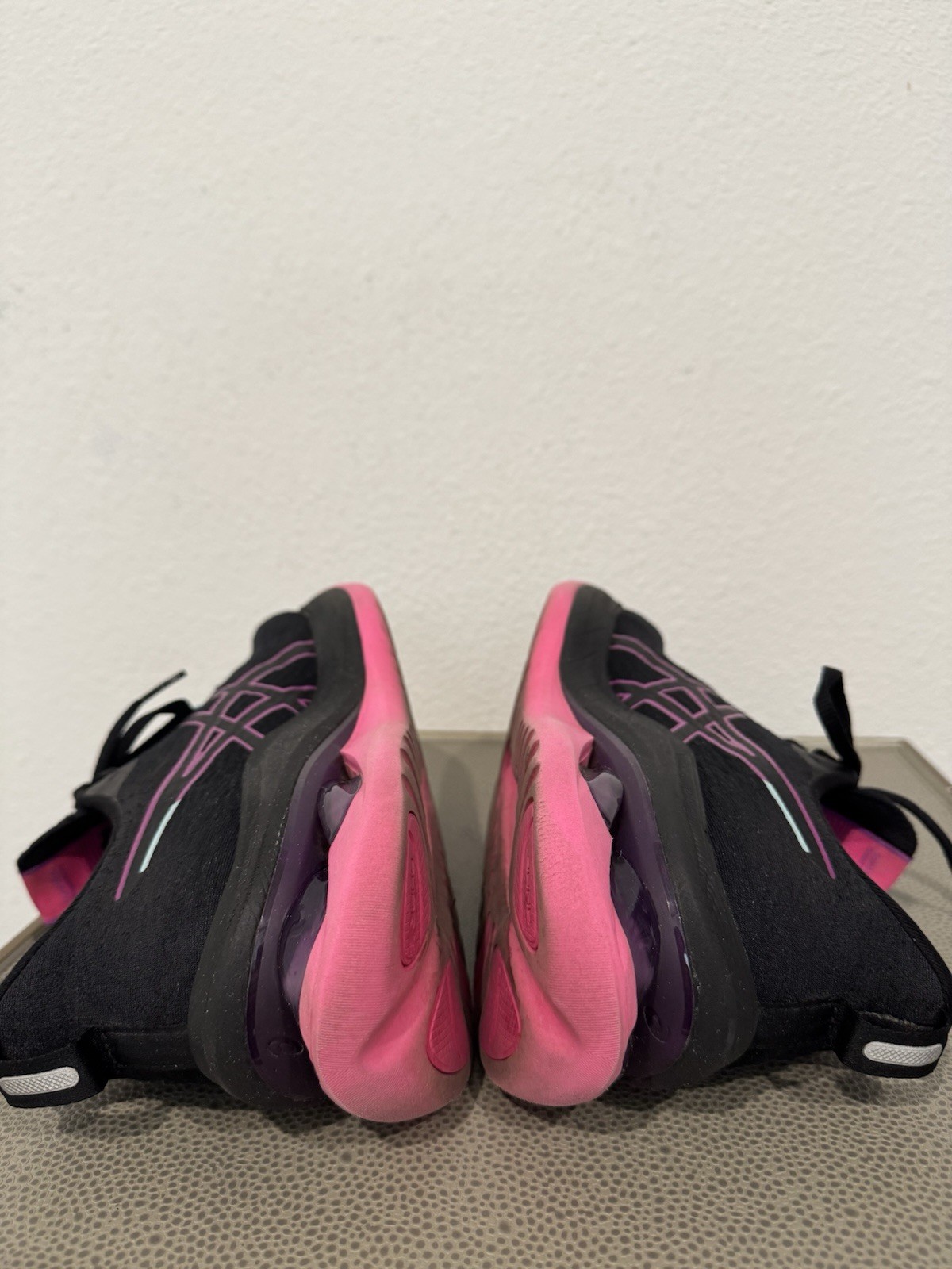 Asics Gel Kinsei Max Sneakers Running Shoes Women’s Size 11 Black / Pink