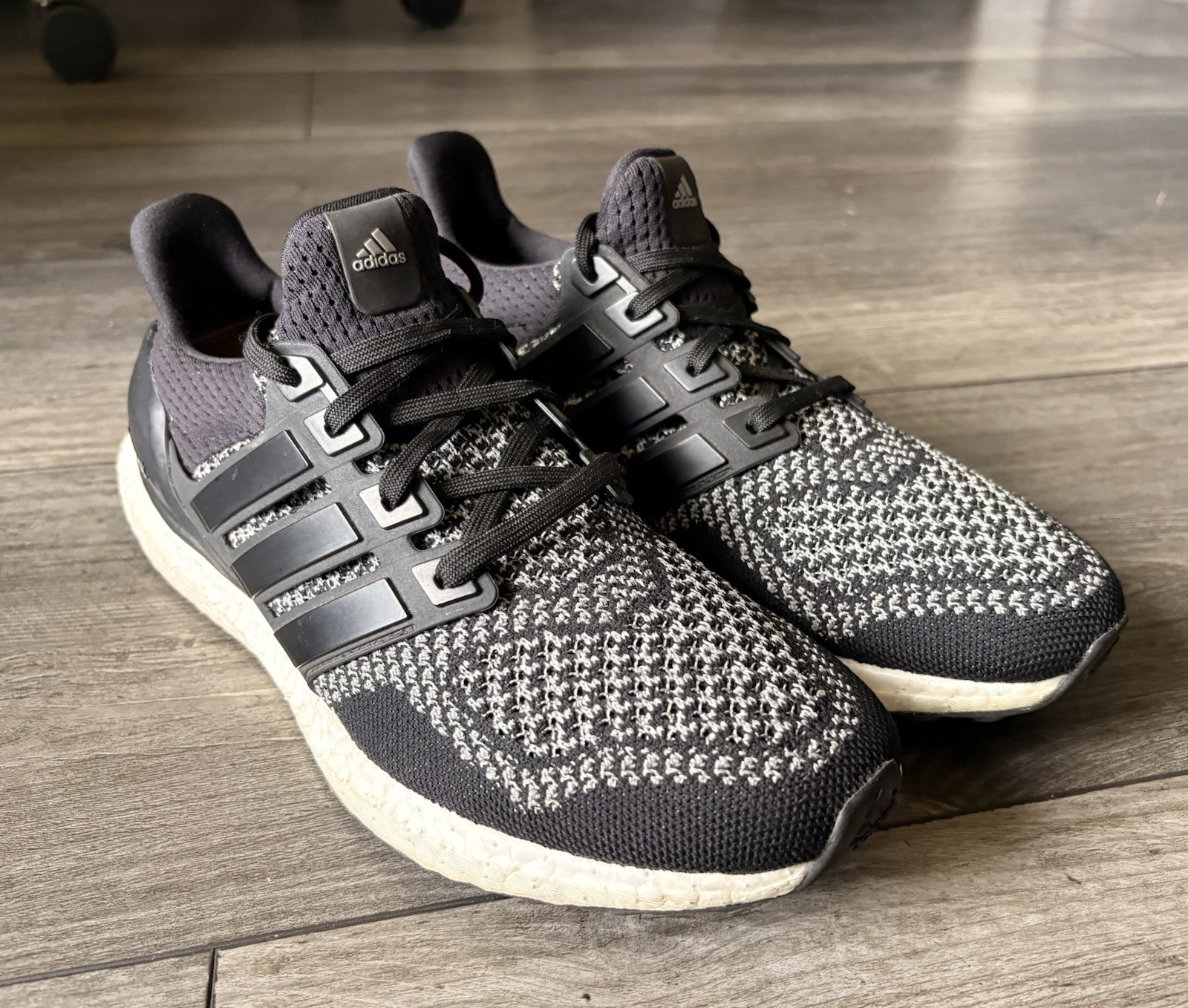 Adidas UltraBoost 1.0 Limited Reflective Black White Sneakers AQ5561 Men Sz 8.5