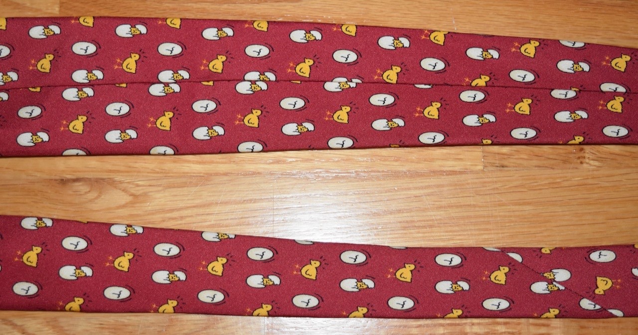 Hermes Silk Neck Tie Chick Egg Hatching Chicken Bird Red 7532 Preppy France 57″