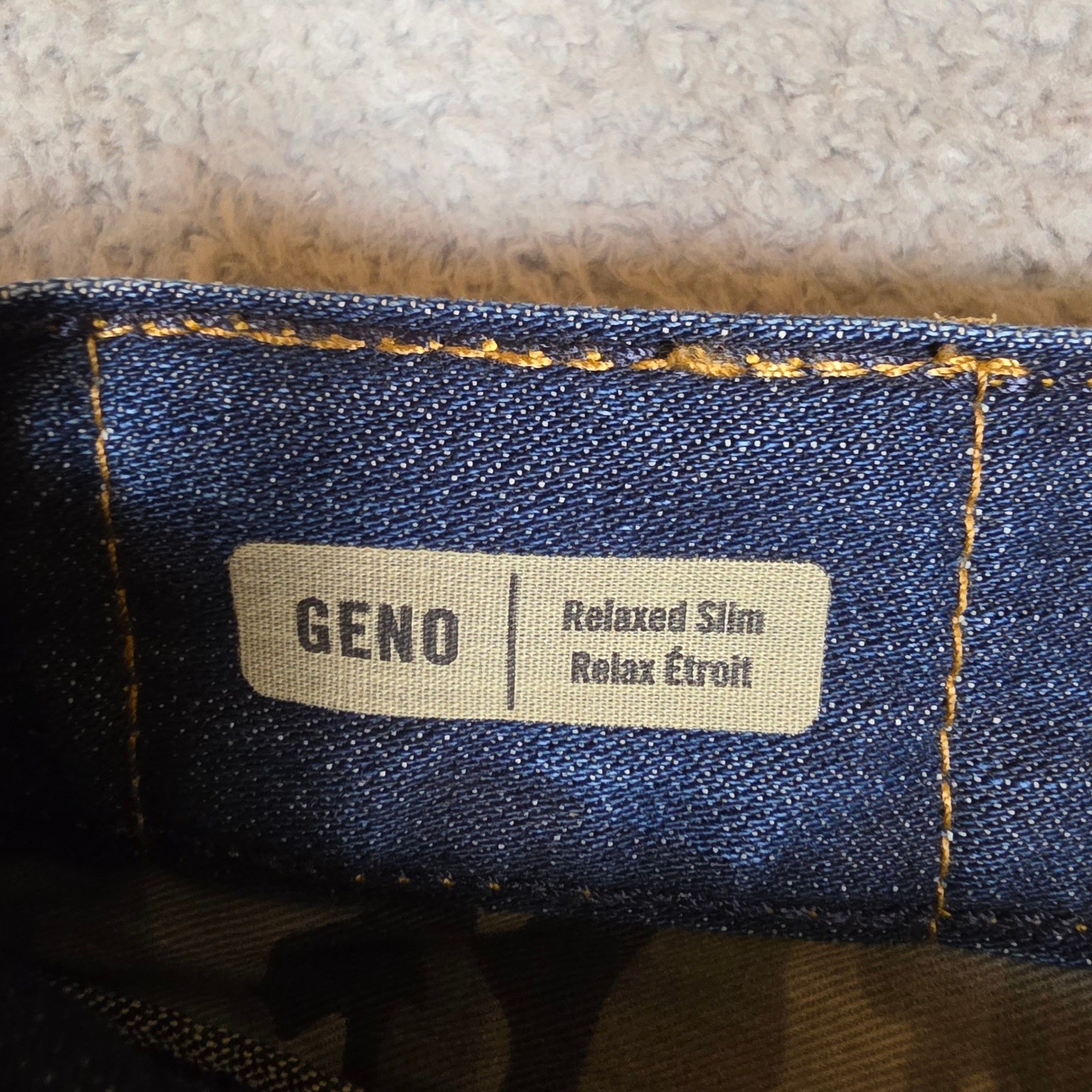 True Religion Geno Relaxed Slim Jeans Mens 32 Blue Excellent Made in USA Denim