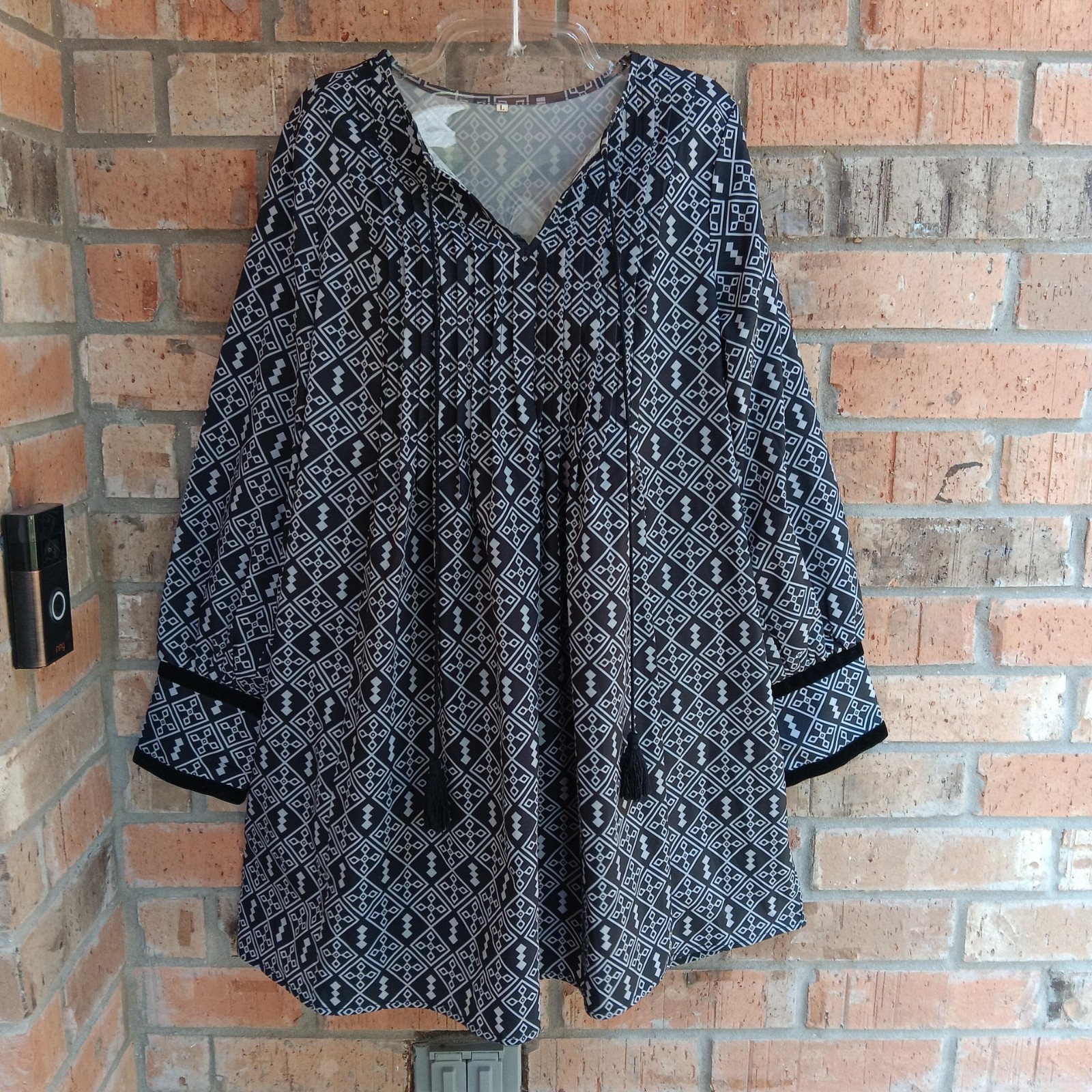 Womens Top Blouse Popover Long Sleeves Pleated Tasseled Tie Size L