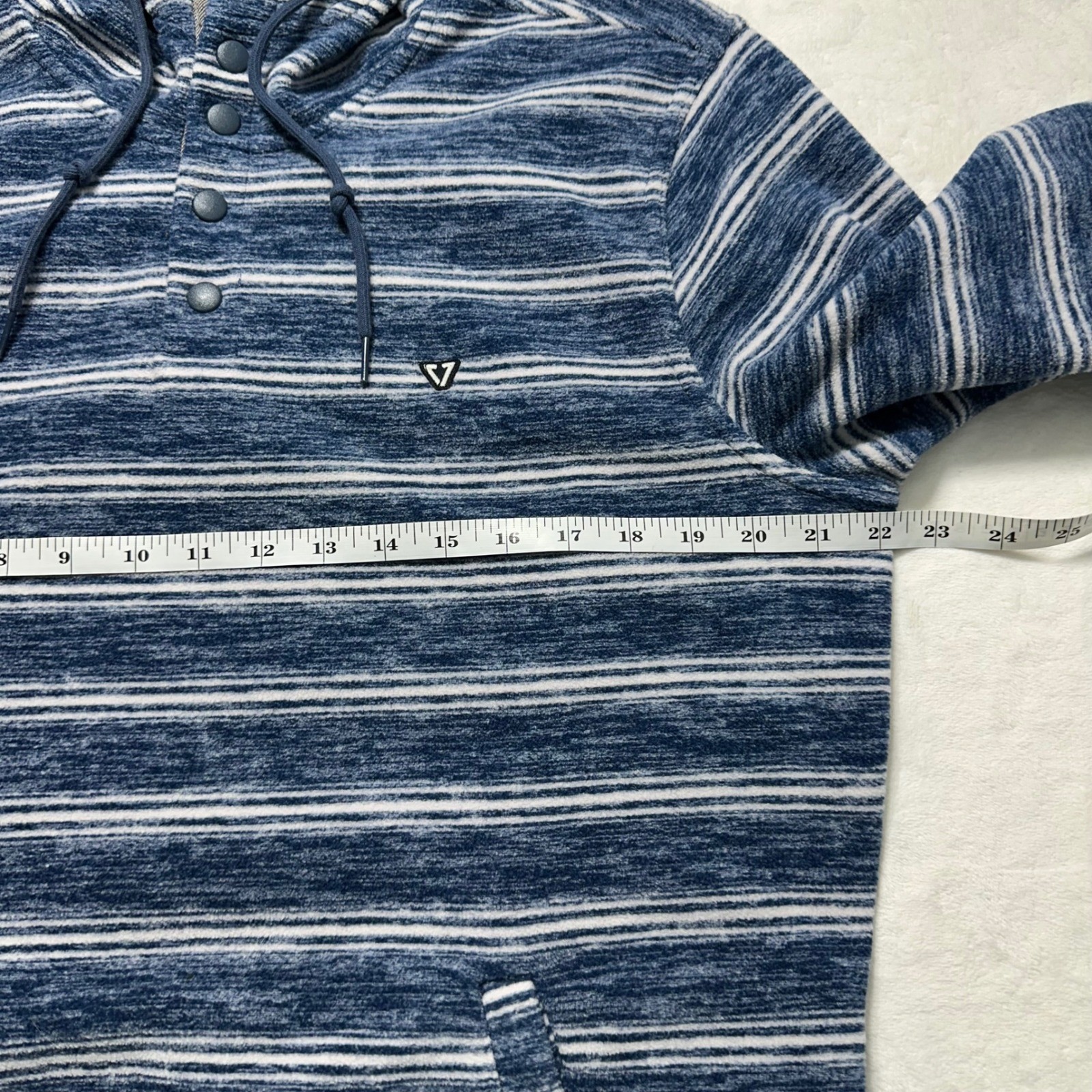 Vissla M Mens Blue Striped Hooded Pullover Sweater 100% Recycled Polyester