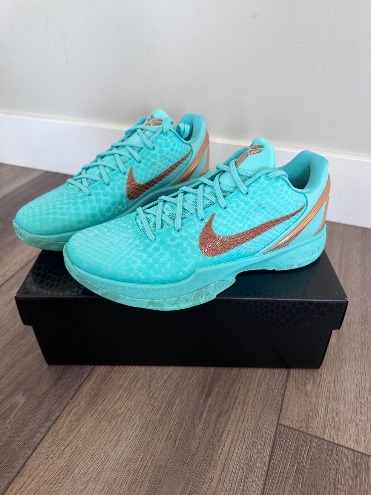 Kobe VI PROTRO JB PER, Size 10 Men’s, Brand new in box