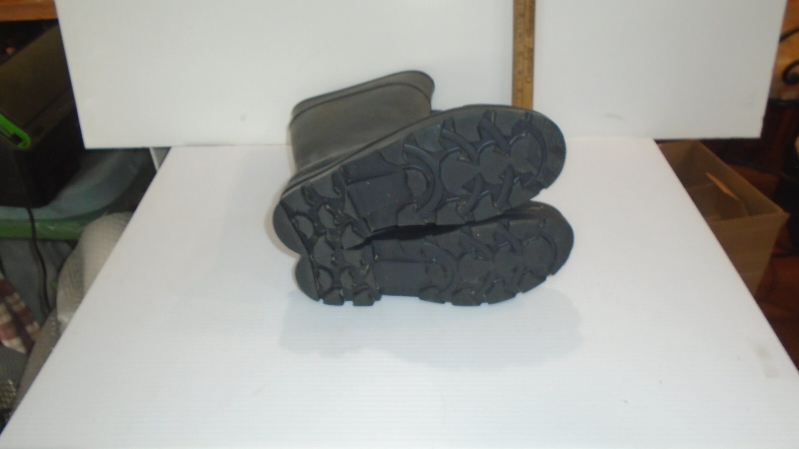 Servus Rubber Fishing Hunting Waterproof Mud BOOTS Soft Toe, Sz 8 mensz 10 lady