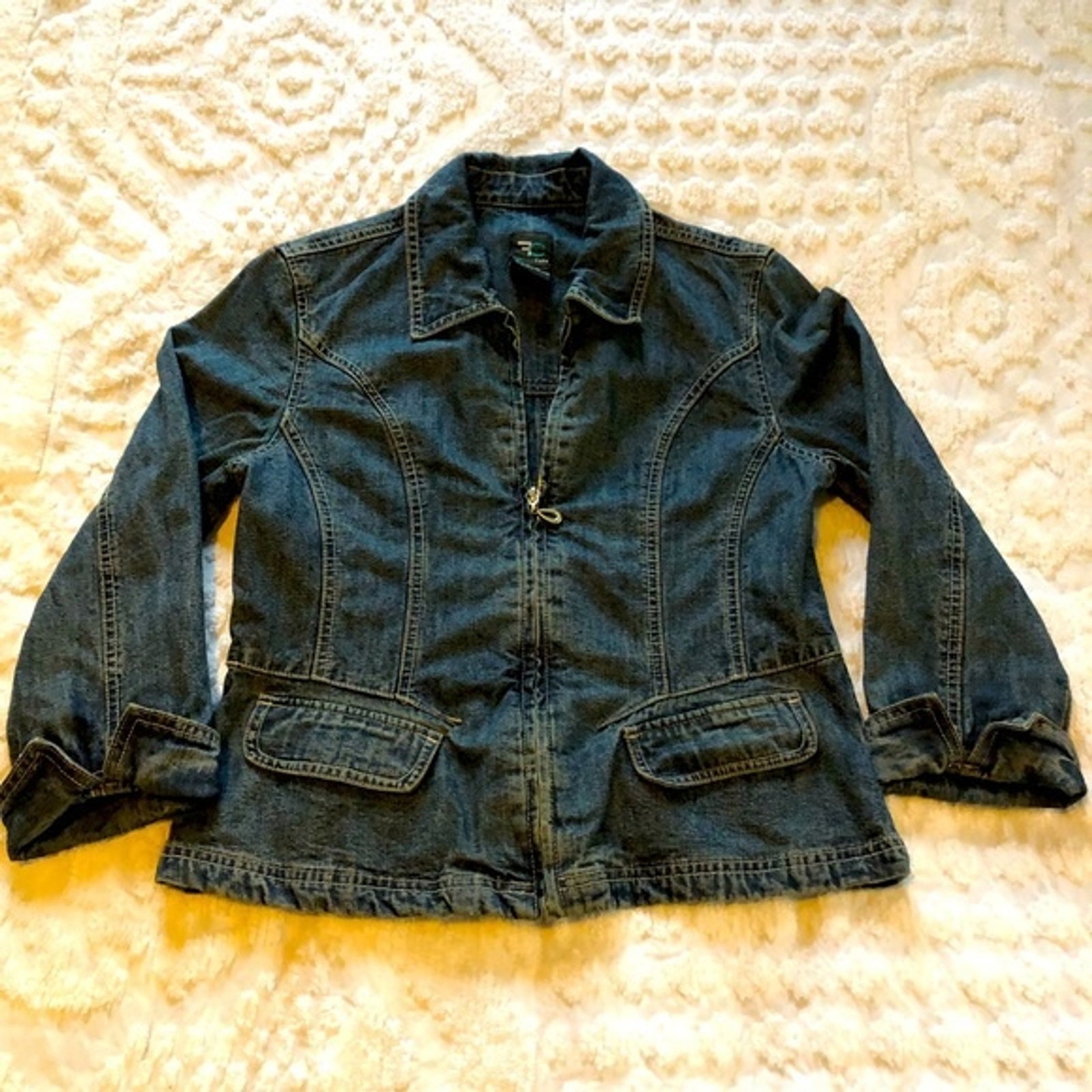 French Cuff jean jacket, size Medium, 100% cotton, 2 front pockets