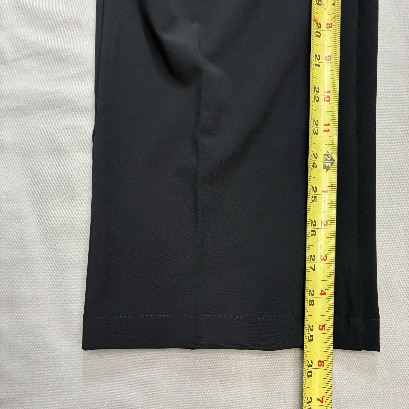 Nike Tiger Woods Adaptive Fit Golf Pants Mens 34×32 (34×30) Black Stretch Vented