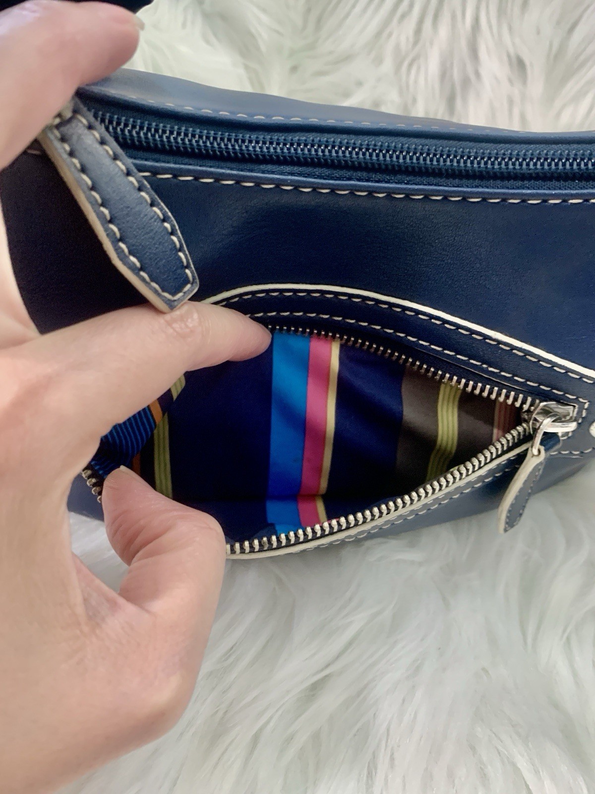 Nine West Blue Crescent Shoulder Bag Zip Closure Inner Pockets Silver Hardware