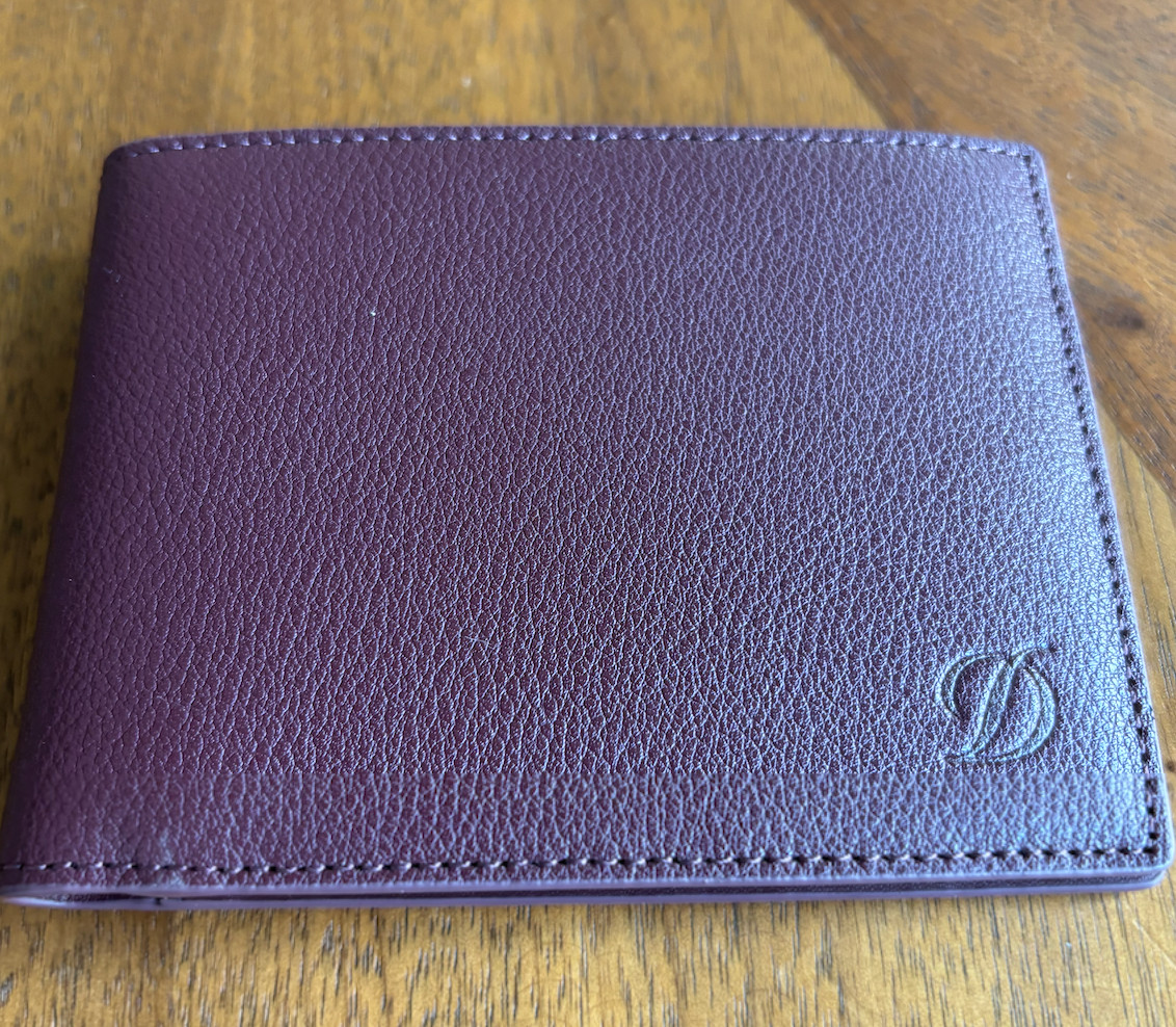 S.T. Dupont Men’s Wallet Line D Brown Grain Leather Bill and Credit Card 093000