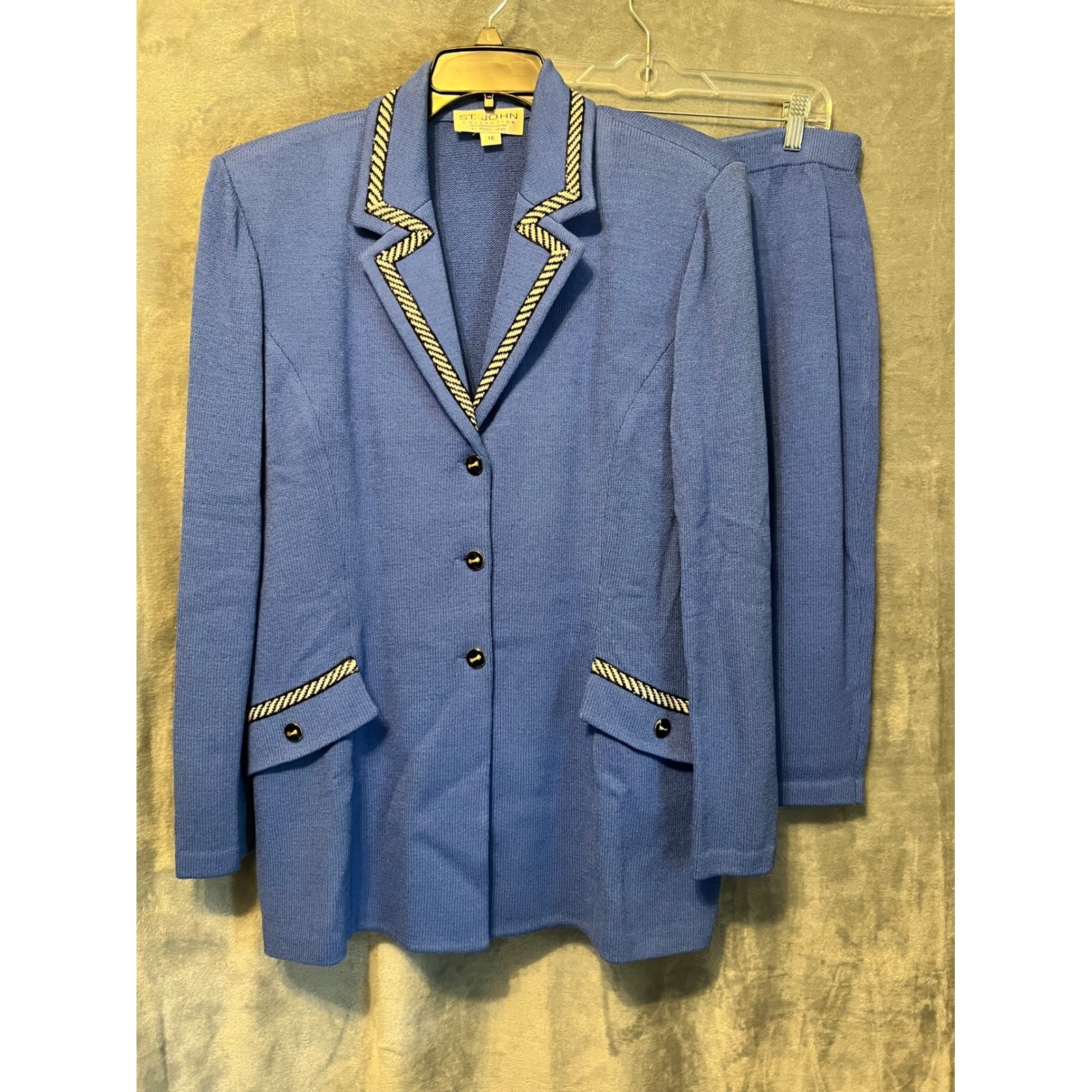 St John Marie Gray Blue Santana Knit Skirt Suit Sz 16 Gold Trim NWT Vintage