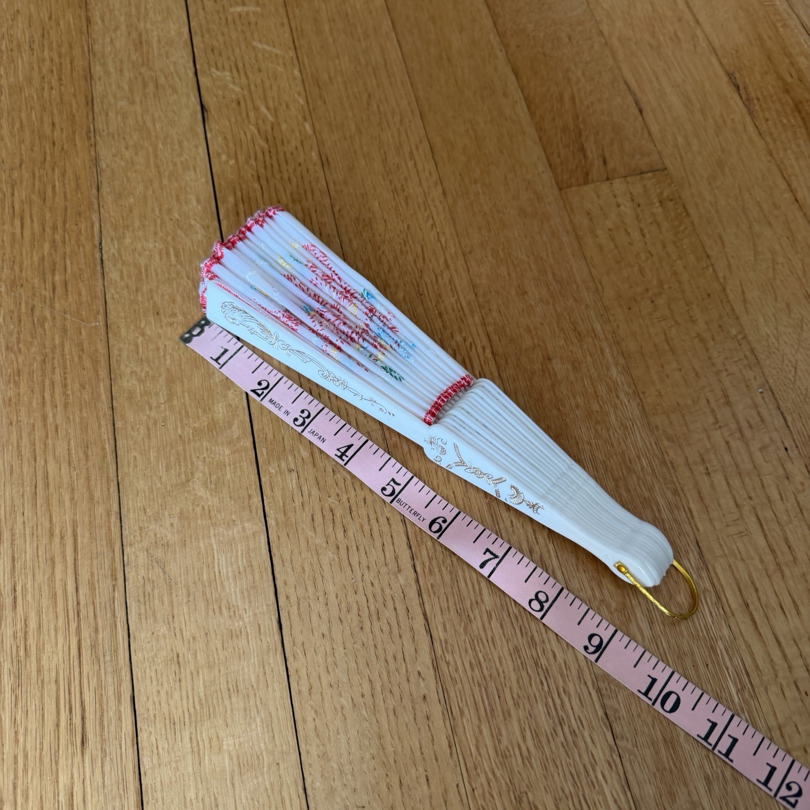 Accordion Fan Fold Out Floral Rose Pastel Fabric Embroidered Plastic Replica