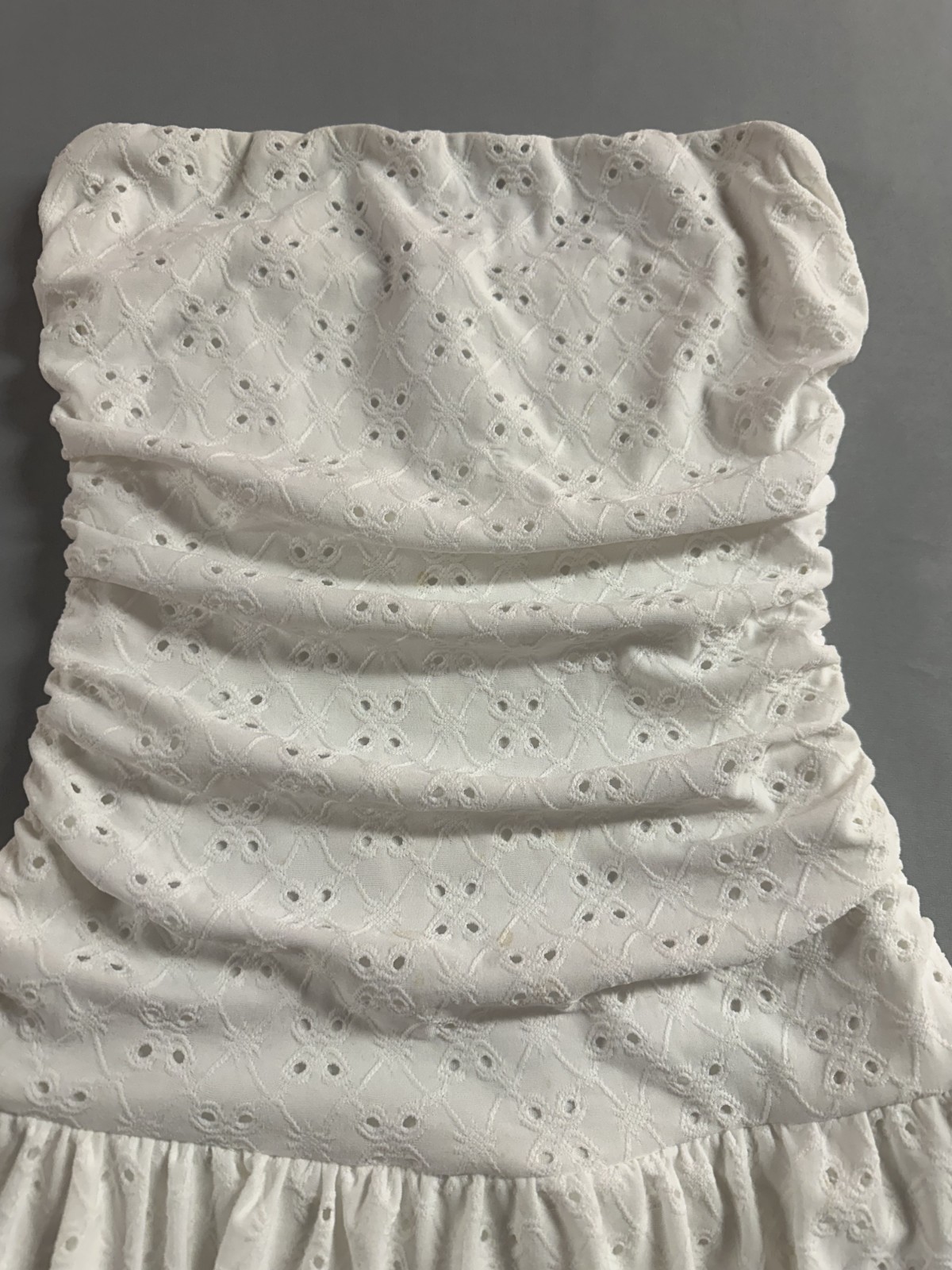 Windsor Sunshine Cutie Strapless Ruffle Eyelet Mini Dress, Size S.