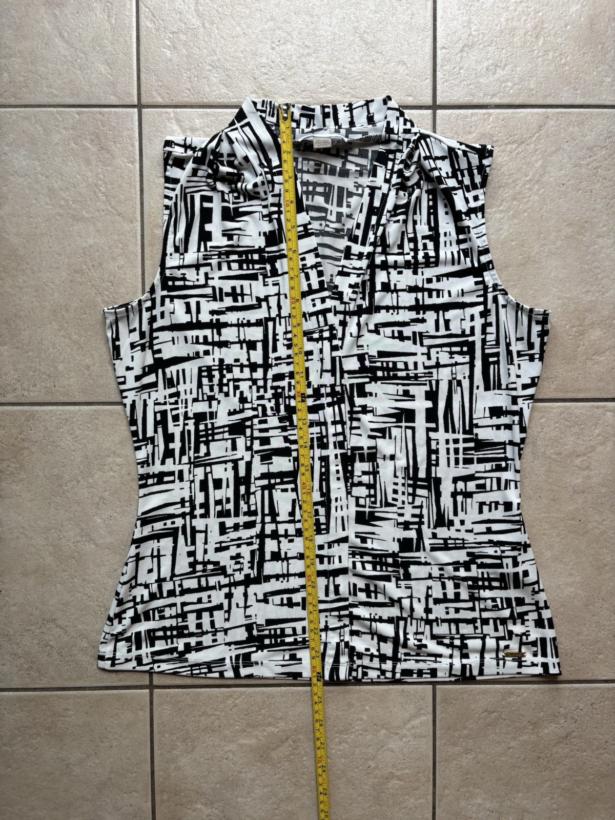 Calvin Klein Womens Sleeveless Blouse V-Neck Black White Abstract Graphic Top S
