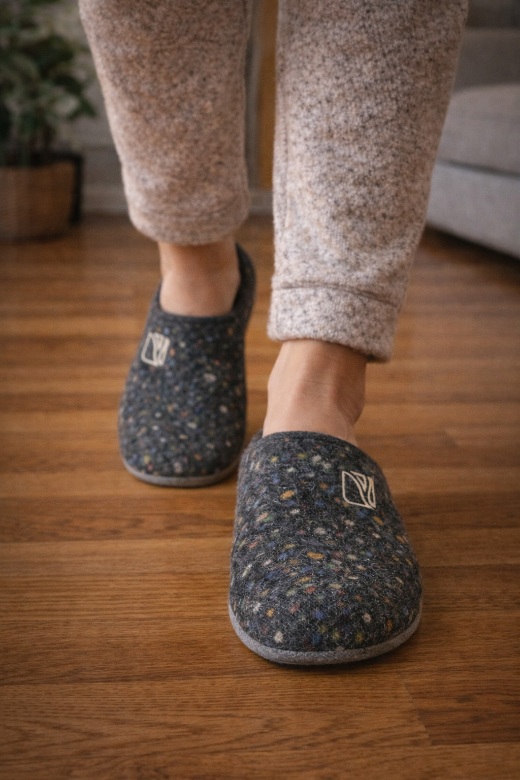 Men’s Felt Slippers BOSACO Warm Wool Anti Slip House Shoes Removable Insole