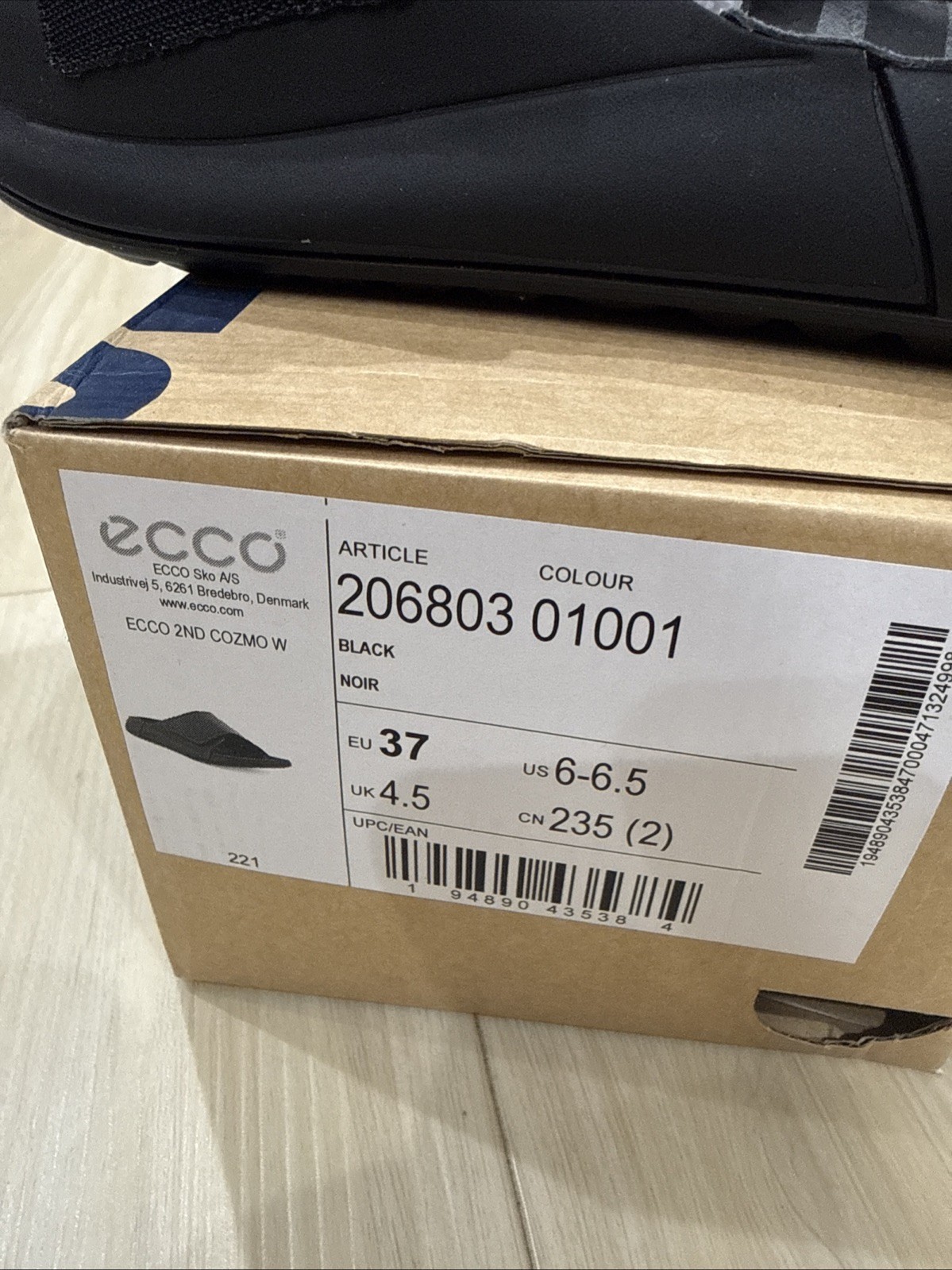 NWT ECCO 2ND COZMO W Women’s Black Leather Slide Sandals EU 37 US 6-6.5