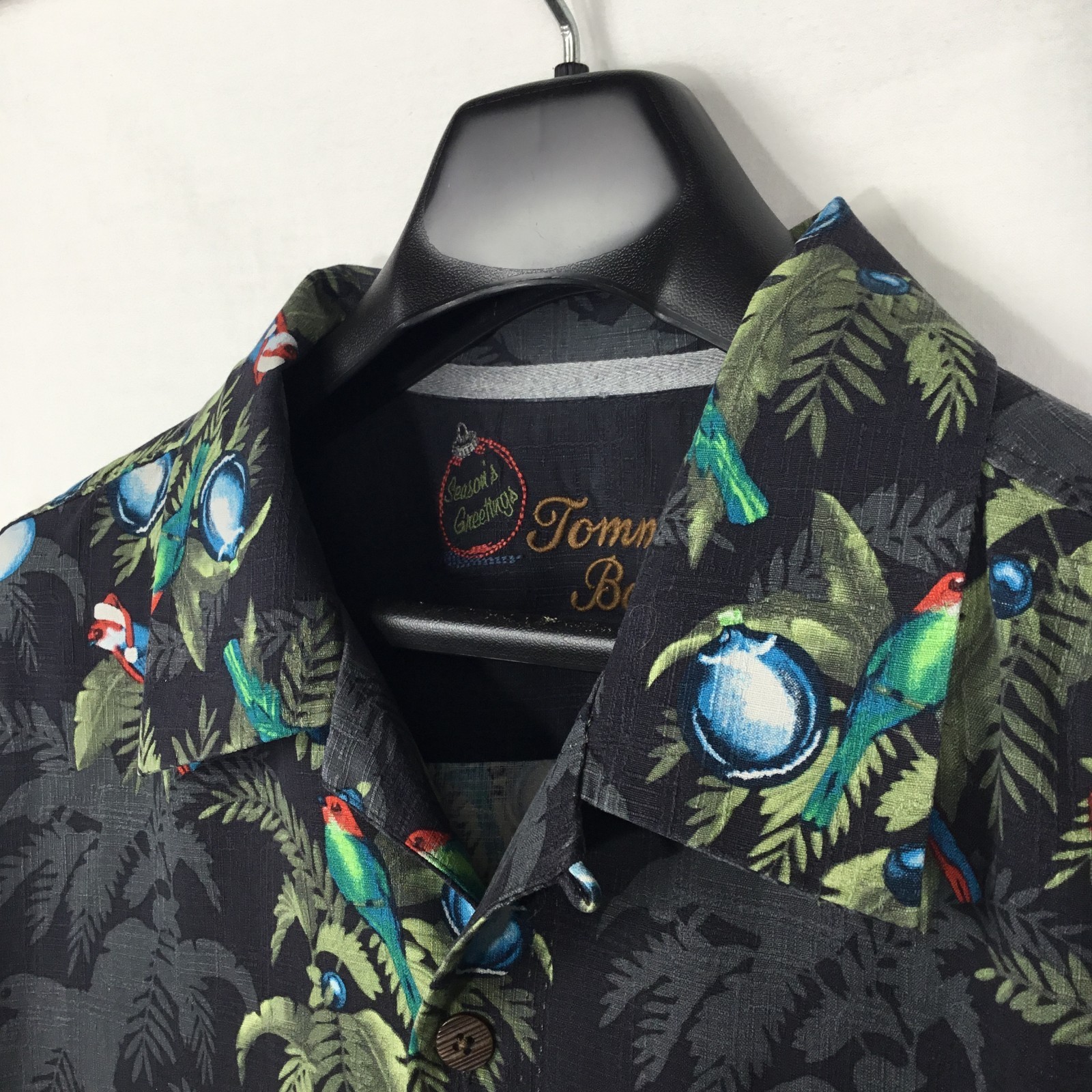 Tommy Bahama Mens Silk Camp Shirt XL Black Seasons Greetings Coastal Holidays