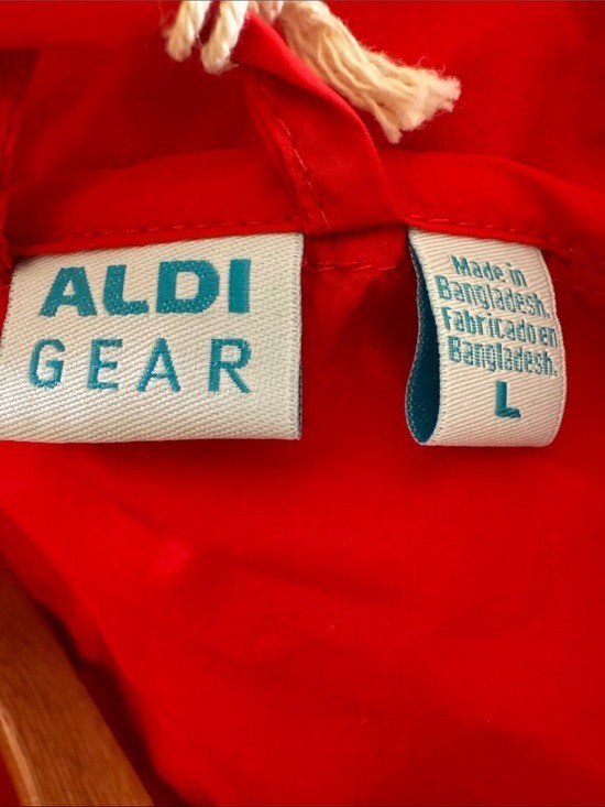 Aldi Gear Unisex Red Windbreaker Jacket Water Resistant Large Spring 2024