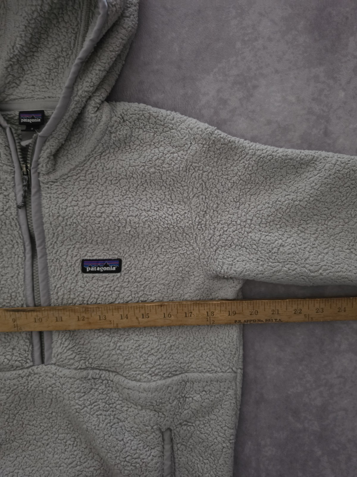 SKU0117 Patagonia Sherpa Fleece Hoodie Women’s Small Gray Half Zip Pullover Cozy