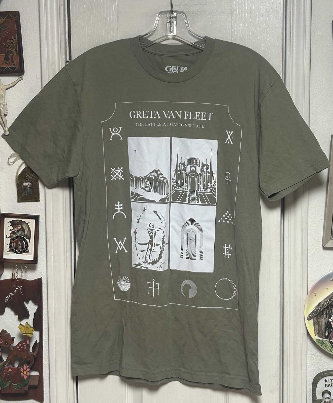 GRETA VAN FLEET -THE BATTLE AT GARDEN’S GATE 2021 M T-Shirt
