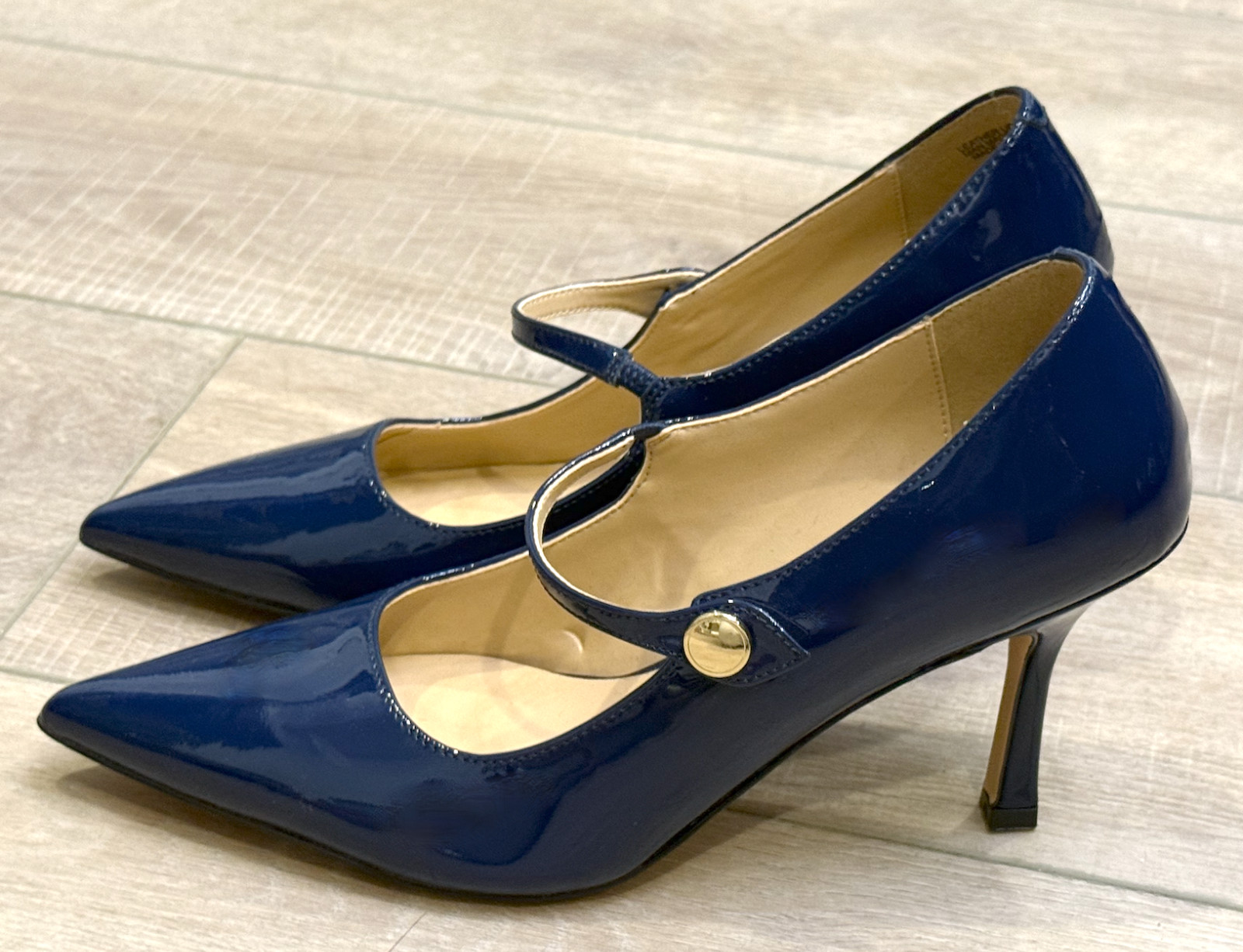 ANN TAYLOR PURPLE NIGHT SKY PATENT LEATHER MARY JANE PUMPS HIGH HEELS SHOES 8