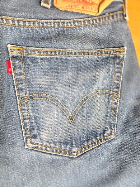 Levi 501 from 2004 501xx Made In Mexico Button Fly Denim Jeans 38×36.