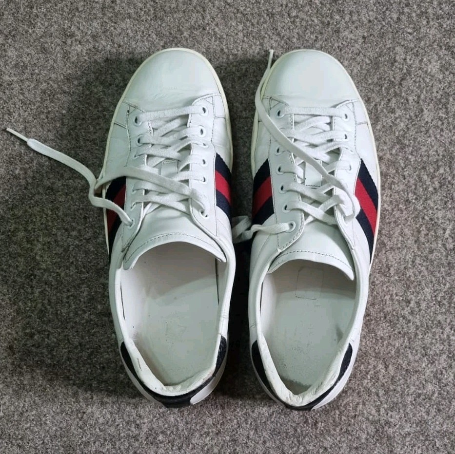 Gucci Shoes Men Ace Sneakers White Leather Navy Red Web Stripe Gucci Size 9 US