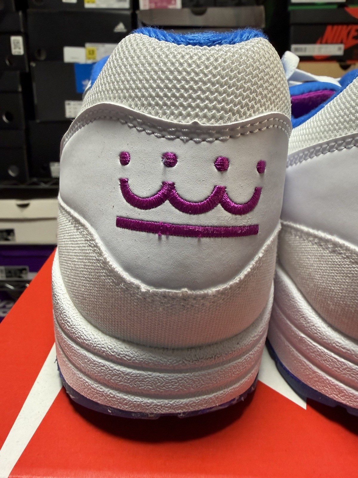 Nike Air Max 1 KC ROYALS IQ2916-100 MLB WHITE VIVID GRAPE SOAR MENS SIZE 14 NEW