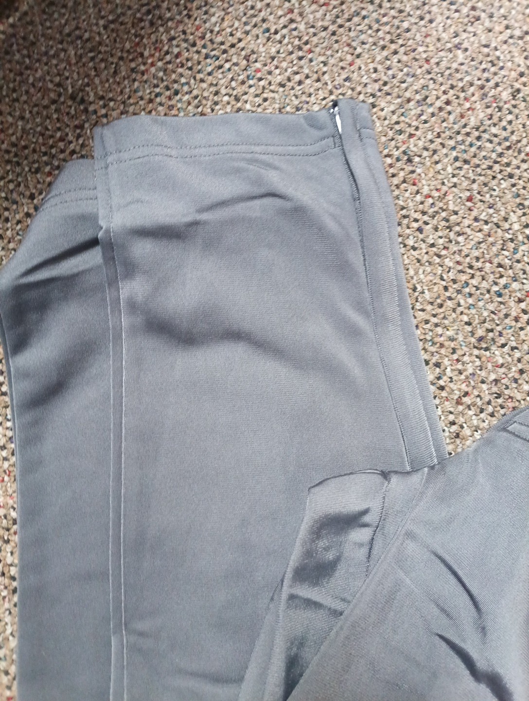 Adidas Men’s Tricot Pants, Gray, Size M- KD 3637
