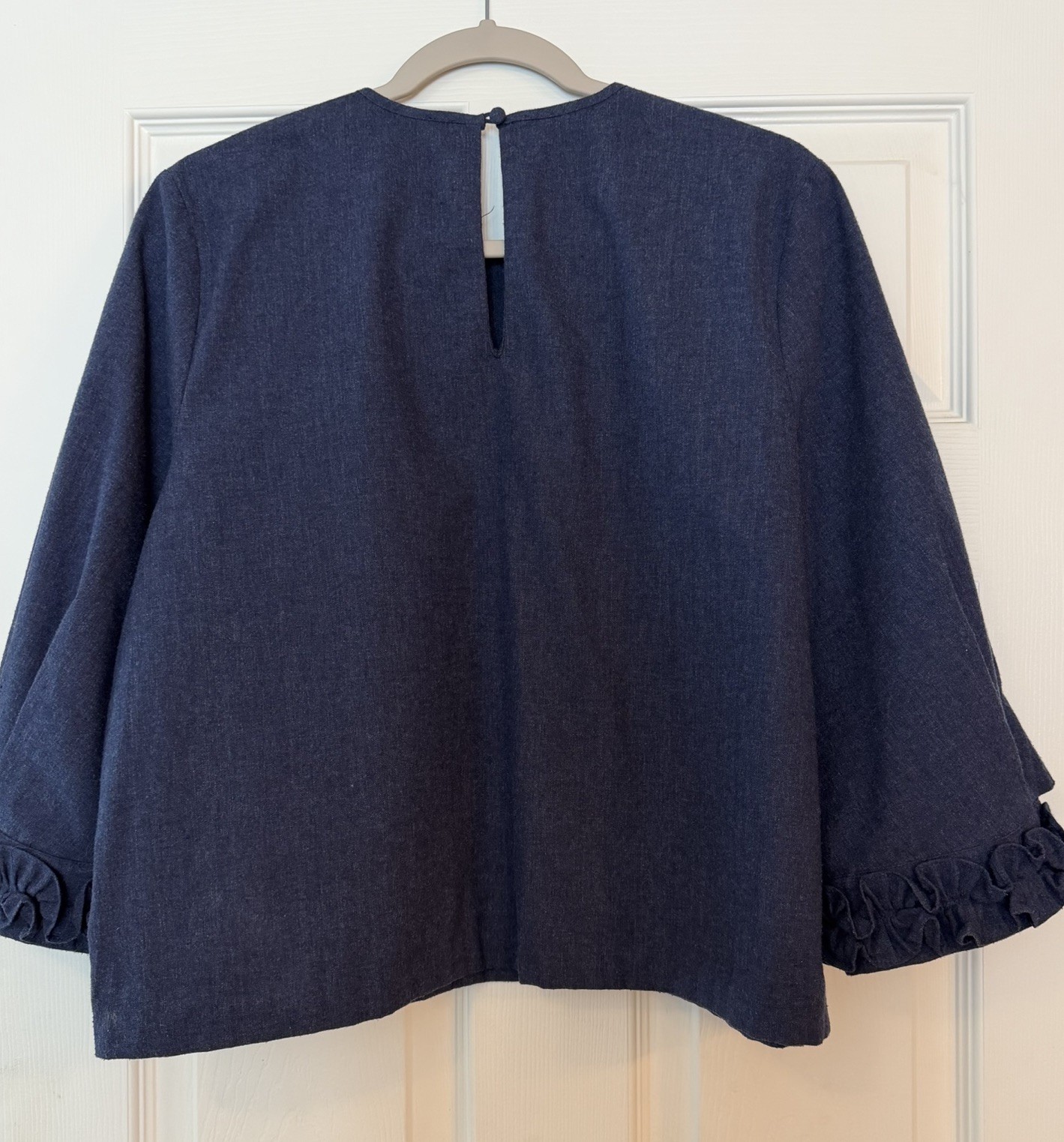 M. Patmos Denim Cotton Top Blue Ruffle Cuff Keyhole Boxy Lagenlook Minimalist L