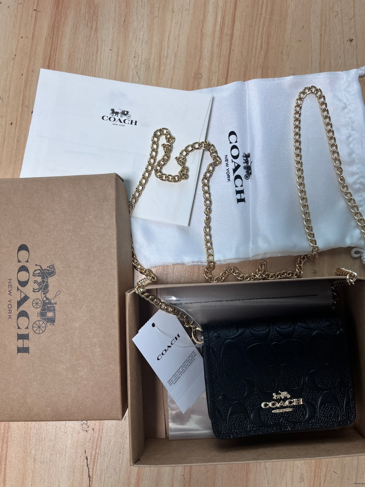 NEW Black COACH C7361 Mini Wallet on a Chain with In Signature Print Relief