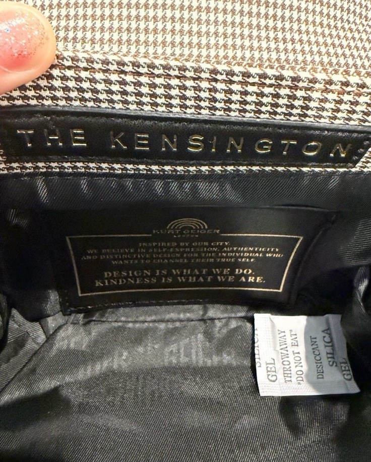 New Kurt Geiger Structured Tweed Shoulder Bag with Gold Chain – Brown & Gold