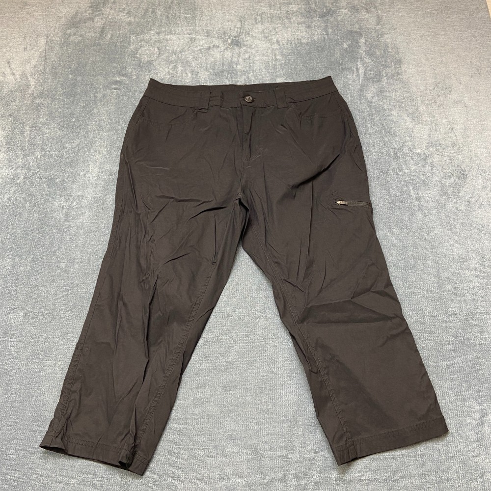 Eddie Bauer Rainier Capri Pants Womens 12 Brown Logo Utility Pockets Mid Rise