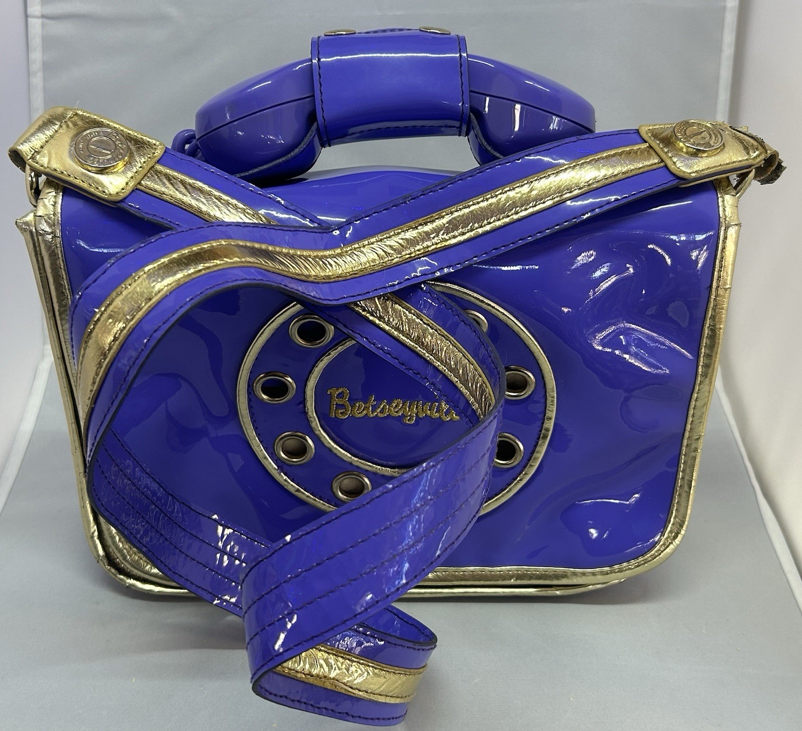 Betsey Johnson Purse Call Me Telephone Bag Handbag Purple / Periwinkle