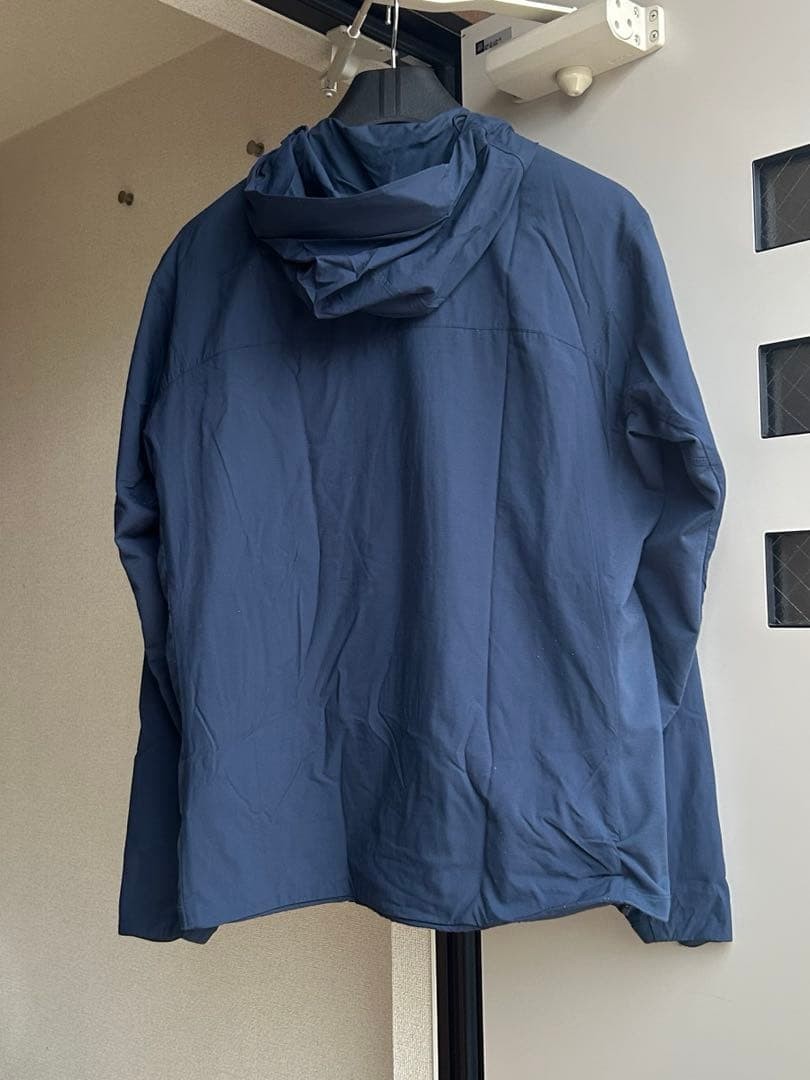 ARC’TERYX Atom SL Hoody Navy Size M Insulated Lightweight Jacket