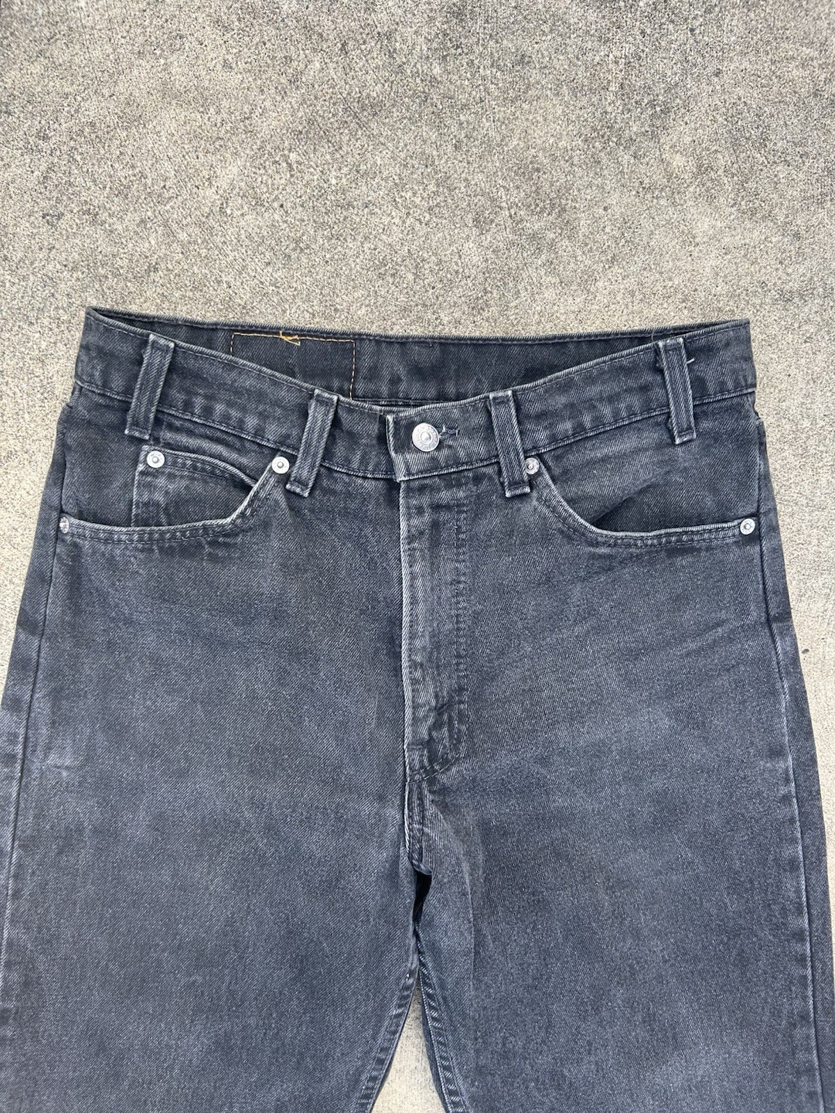 Early 90s Black Straight leg Relaxed fit Orange tab 555 Levi’s 32W 30L‼️‼️