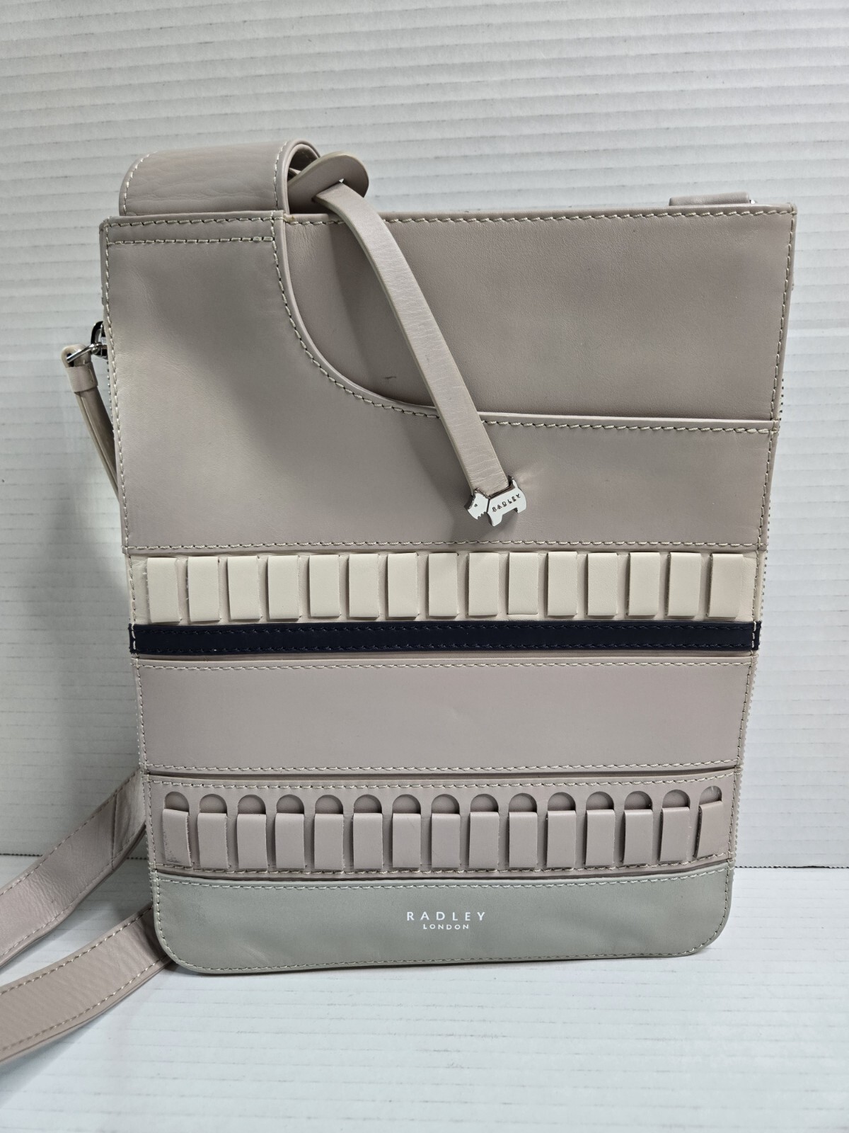 RADLEY London Pockets Craft Stripe Crossbody HandBag Purse Gray Mint Green