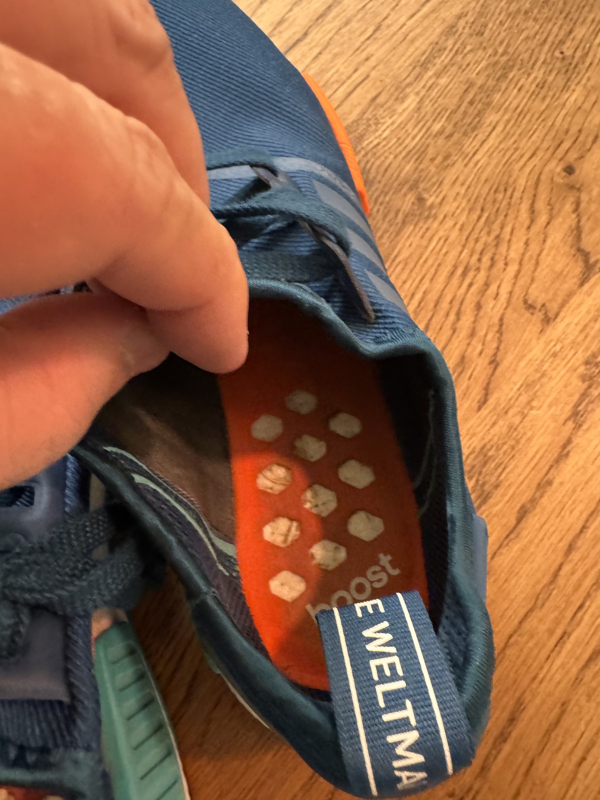 Adidas NMD R1 Blue – Size M11