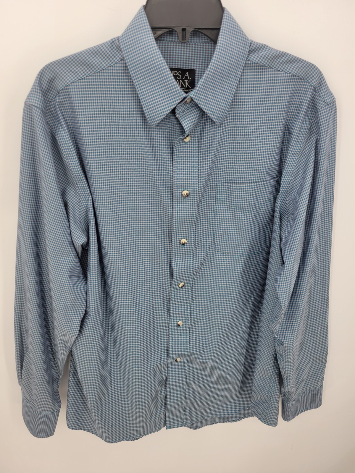 Jos A Bank Travelers Shirt Mens Medium Blue Plaid Tailored Fit Button Up Preppy