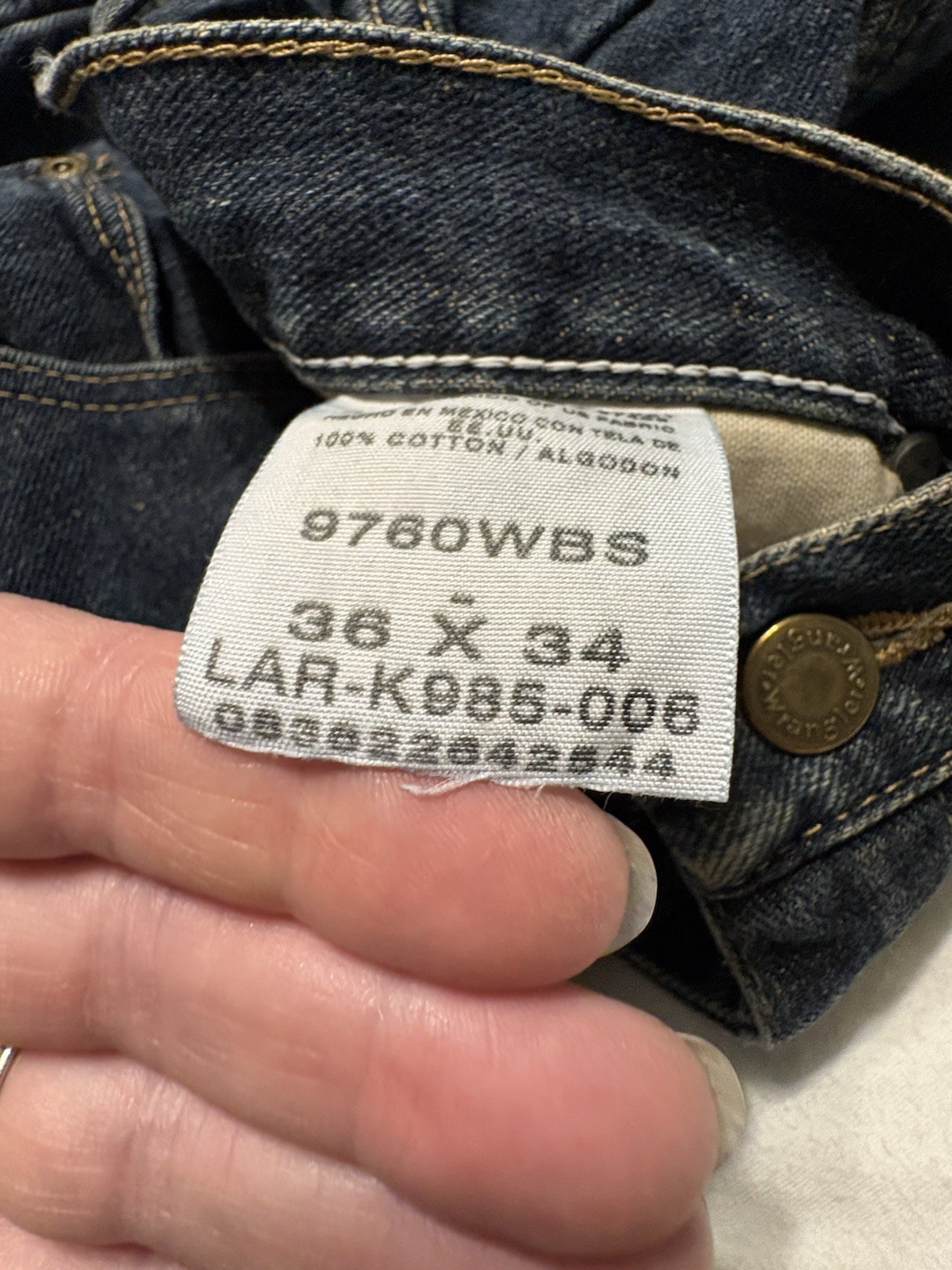 Wrangler Men’s Blue Dark Wash Denim Jeans Straight Regular Fit Mid Rise 36/32-34