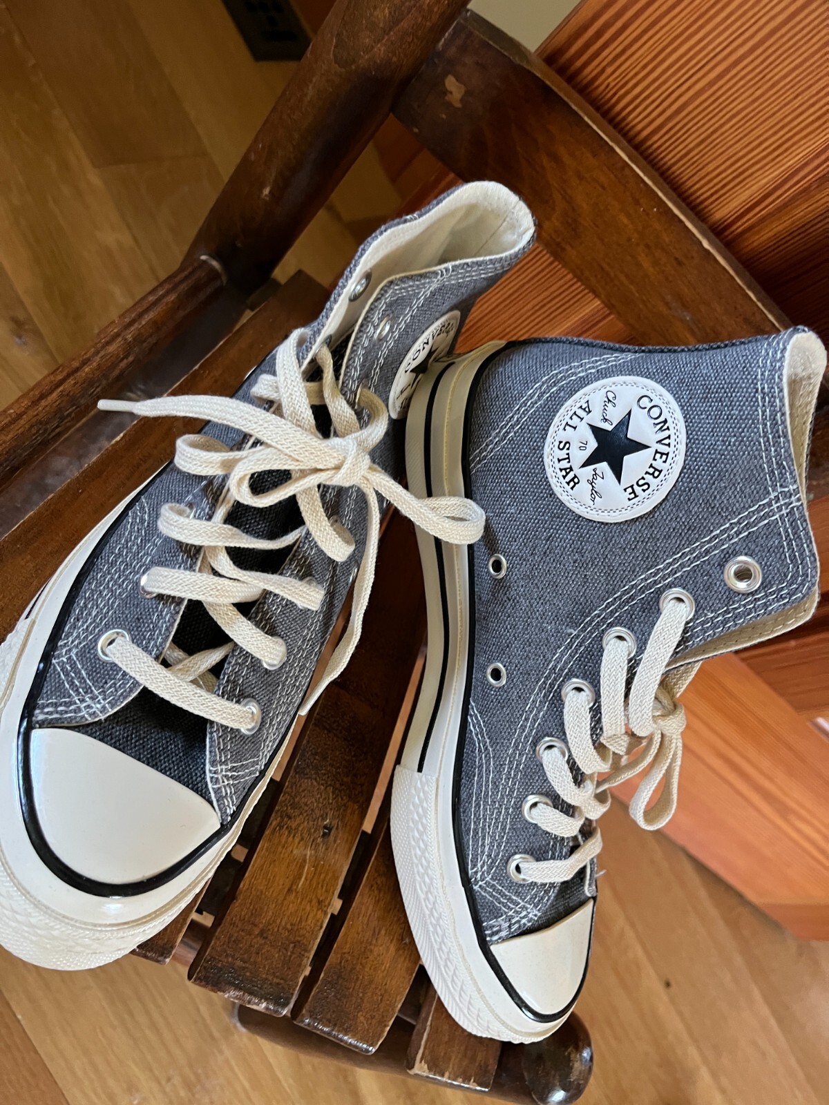 Chuck Taylor Converse Gray Blue Denim w Cream High Top Tennis Shoes Women’s Size