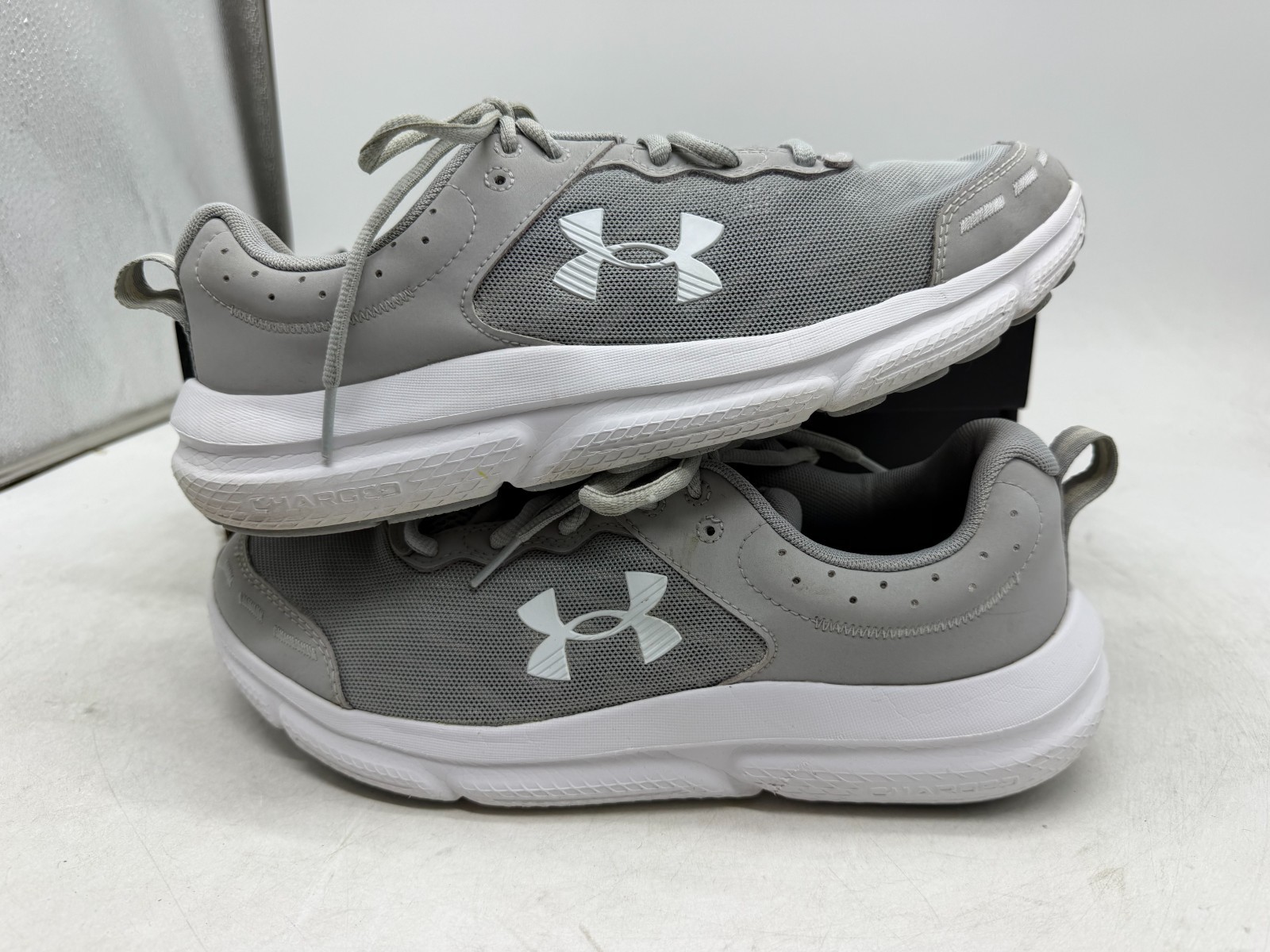 Under Armour Charged Assert 10 Athletic Sneakers Men’s Gray White Lace-Up – 10.5