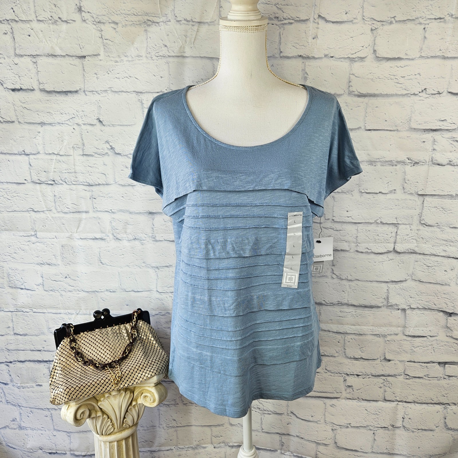 NWT Liz Claiborne Size L Light Indigo Blue Cap Sleeve Tiered Pullover Top Blouse
