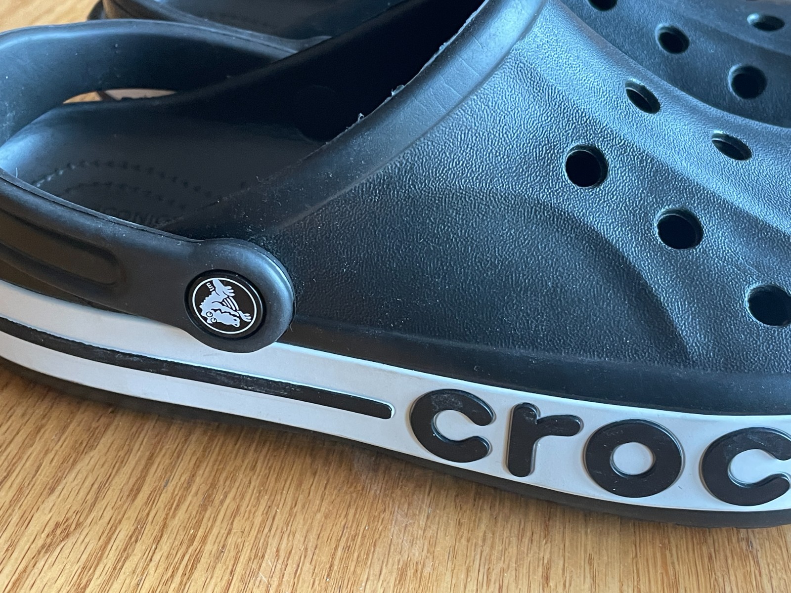 Crocs Bayaband Clogs Black & White, Unisex Mens 7 Womens 9, Slip-On Shoes