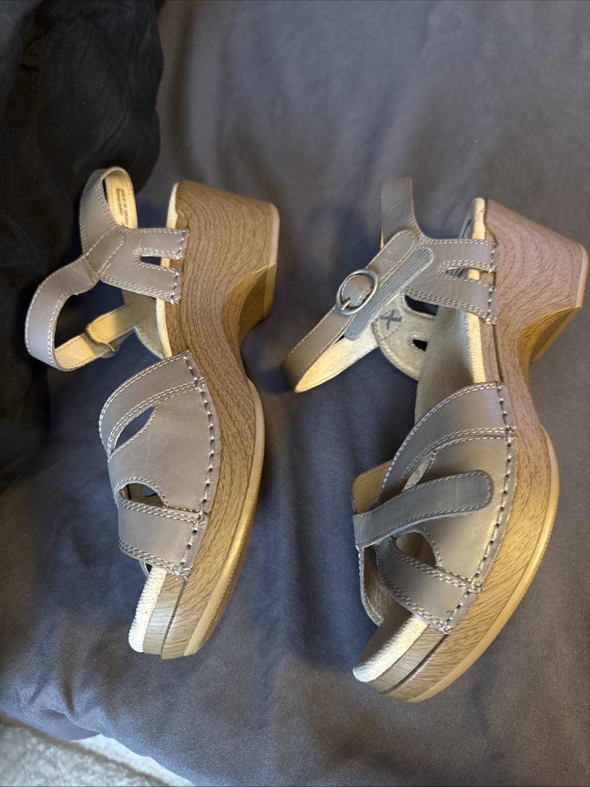 Dansko Season Burnished Calf Stone Sandal 38 NiB